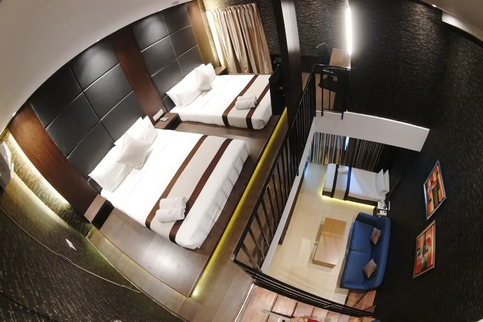 HereHotel Dormitory