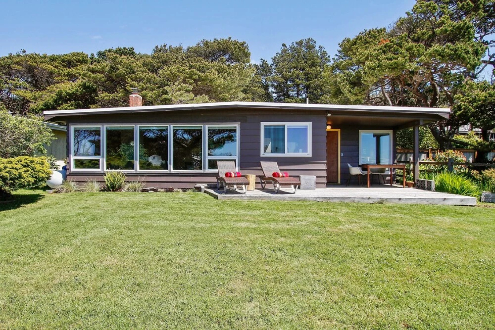 Modern Love by Avantstay Serene Home in Arch Cape w/ Large Yard in Great Location