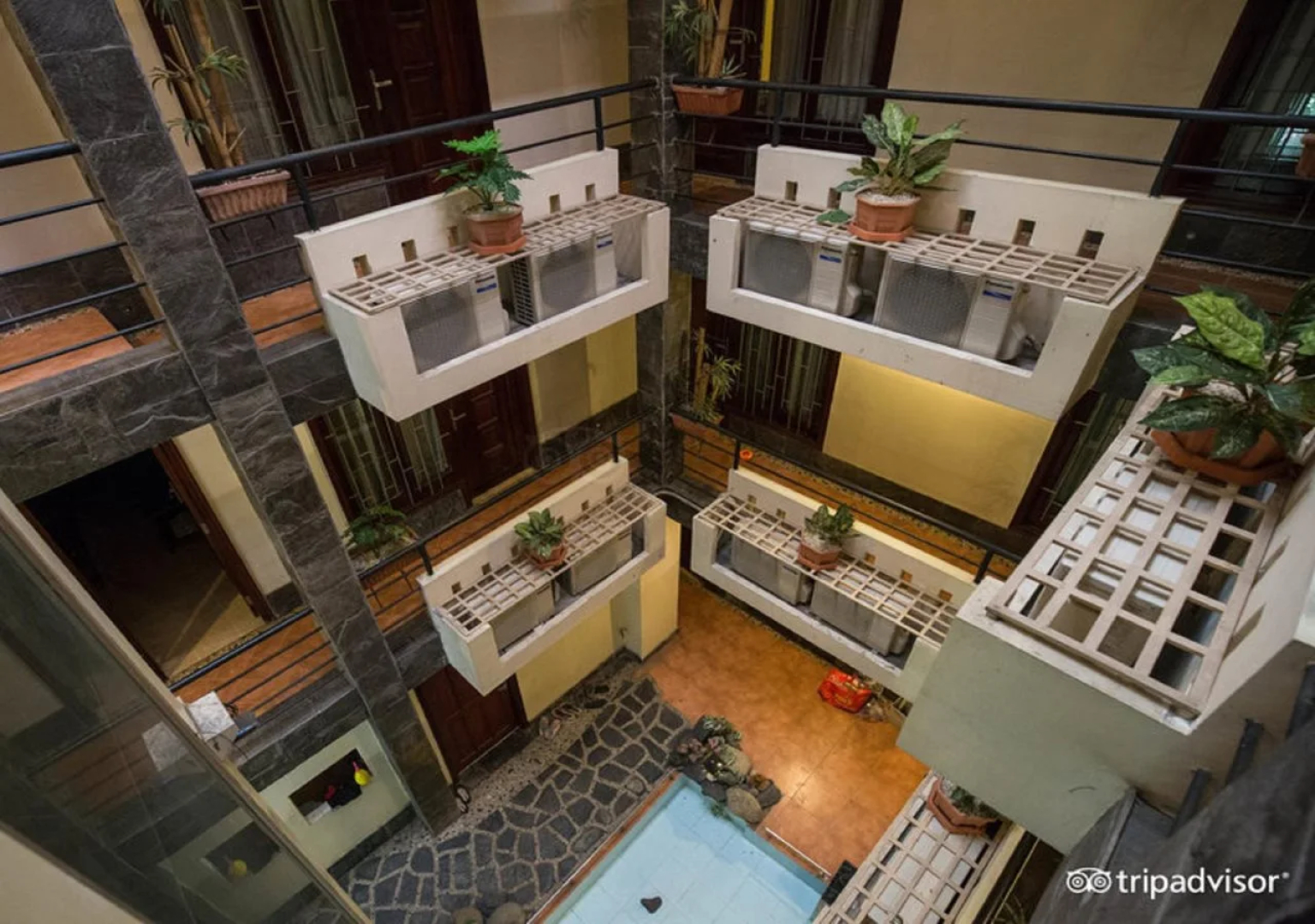 Minh Chau Hotel