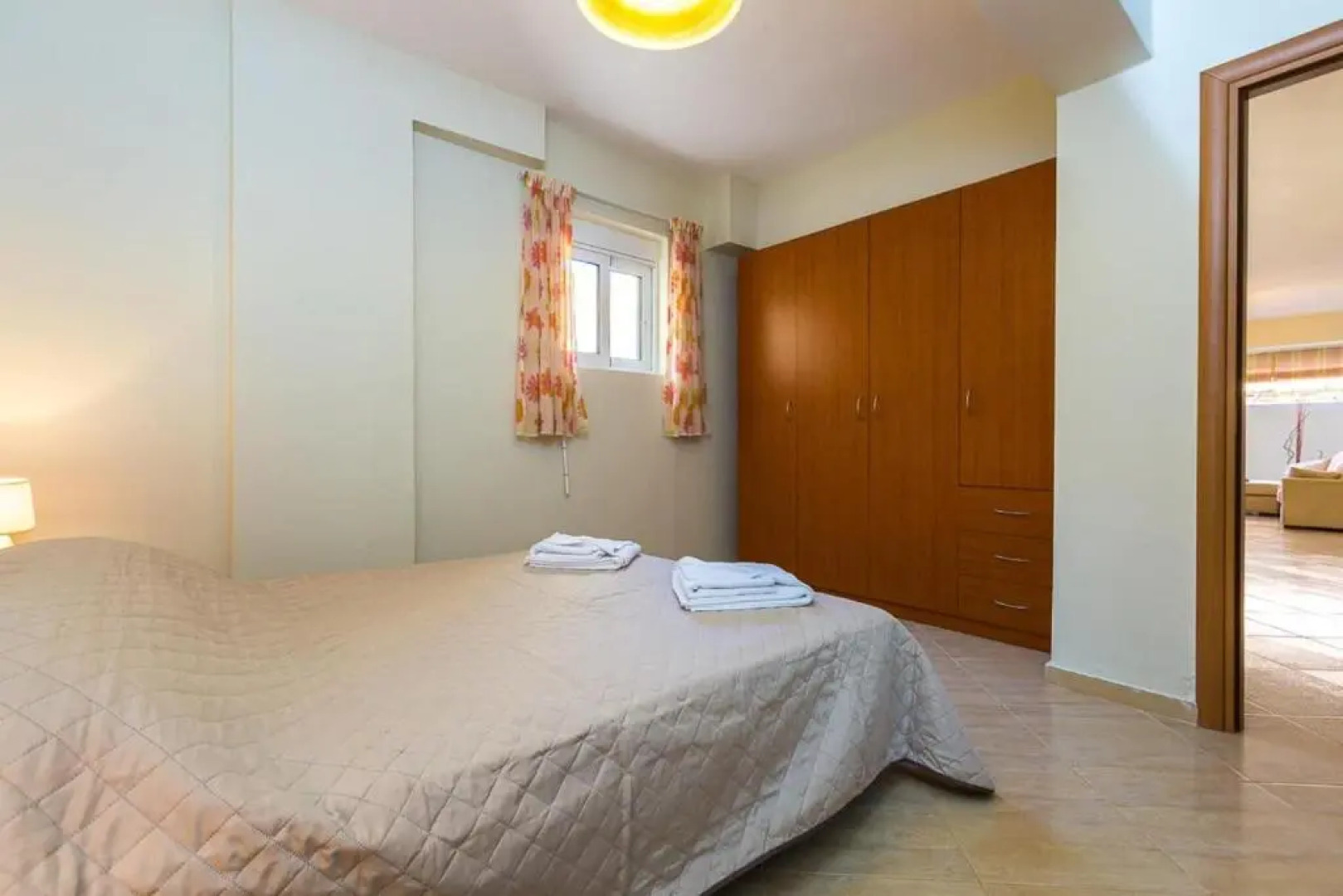 Eva home, 200m from the sea!