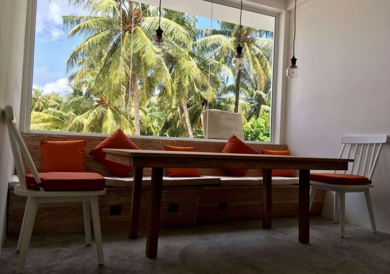 TME Retreats Dhigurah