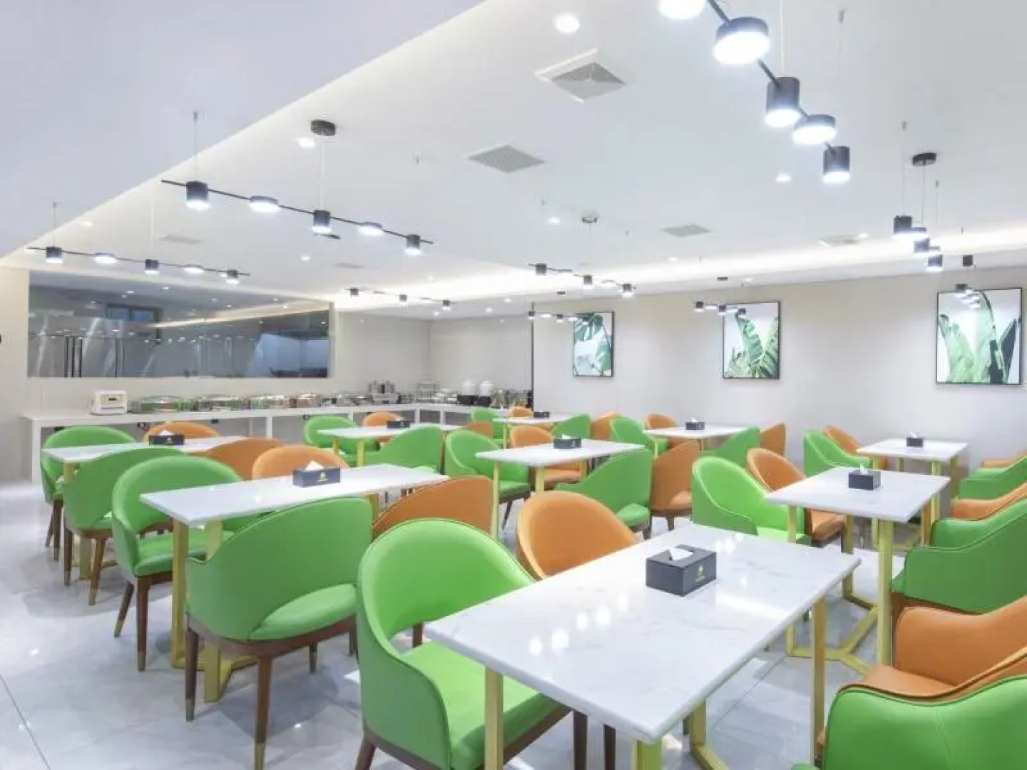 GreenTree Inn Express Shangqiu Beihai Road South Railway Station