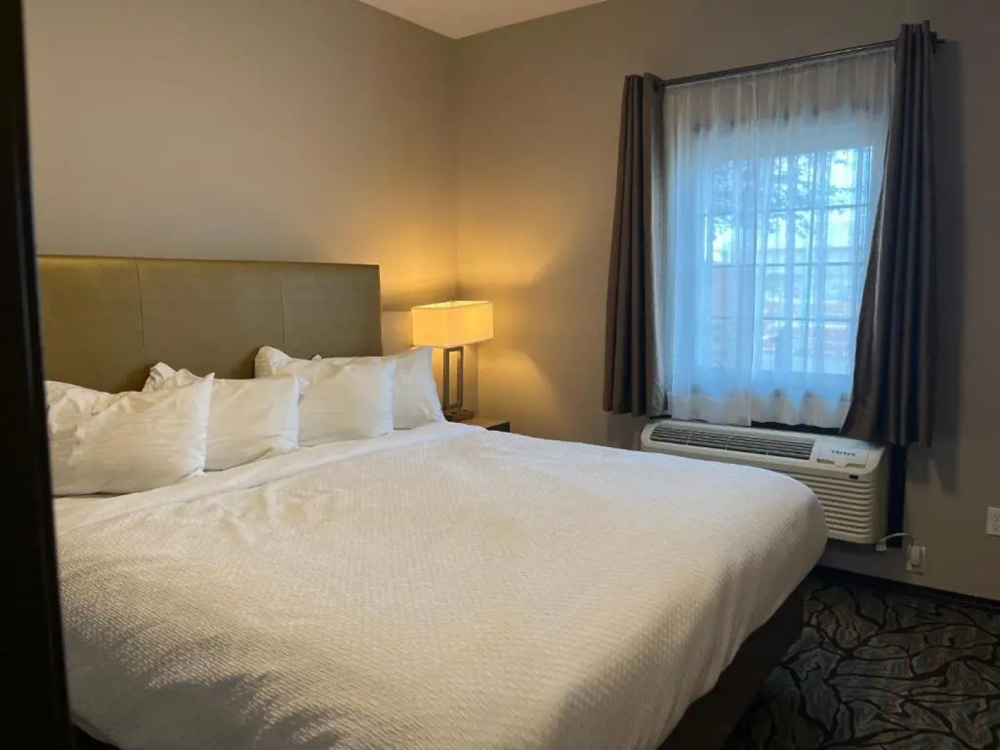 Sunrise Inn Villas and Suites