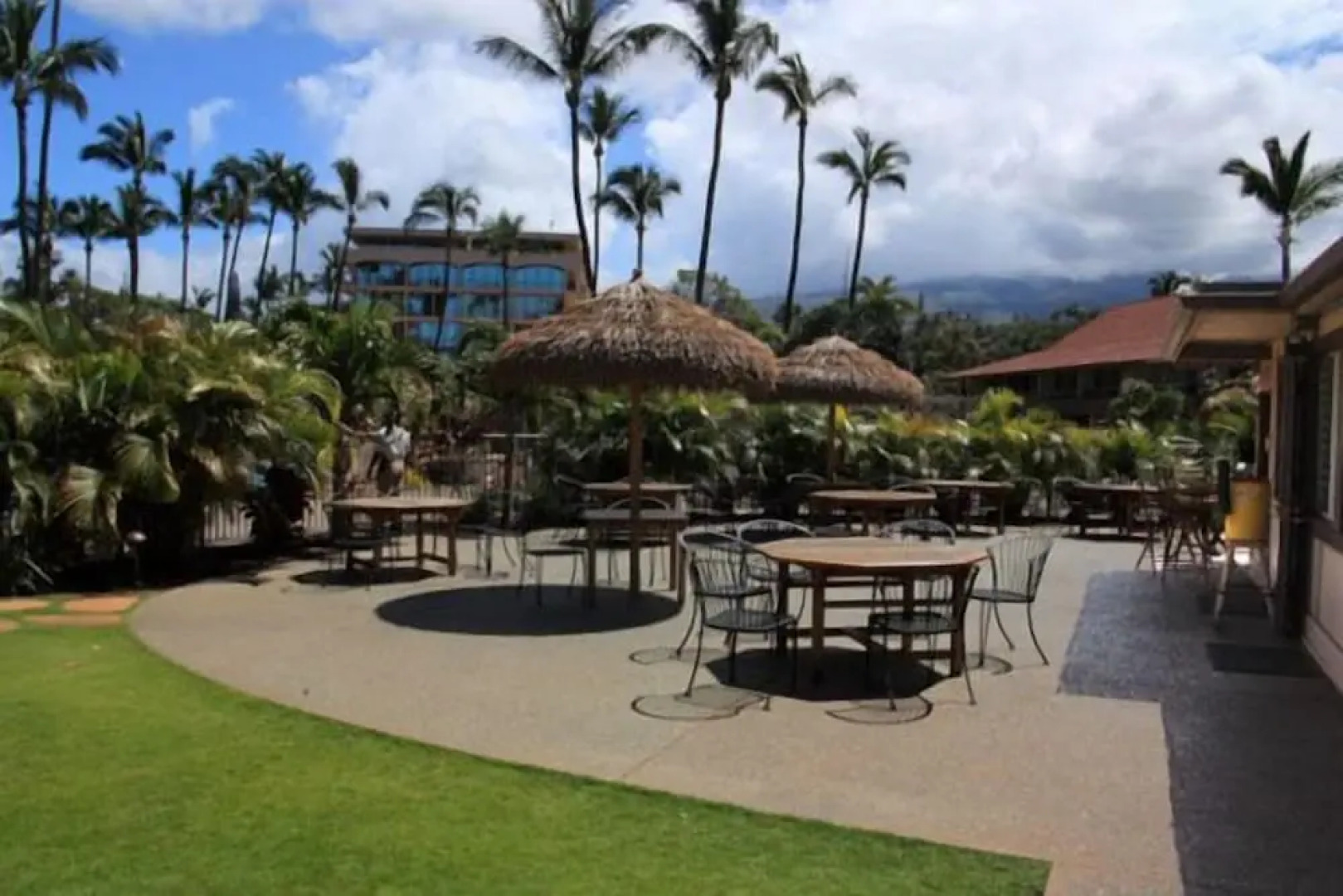 Maui Kaanapali Villas B242 by RedAwning