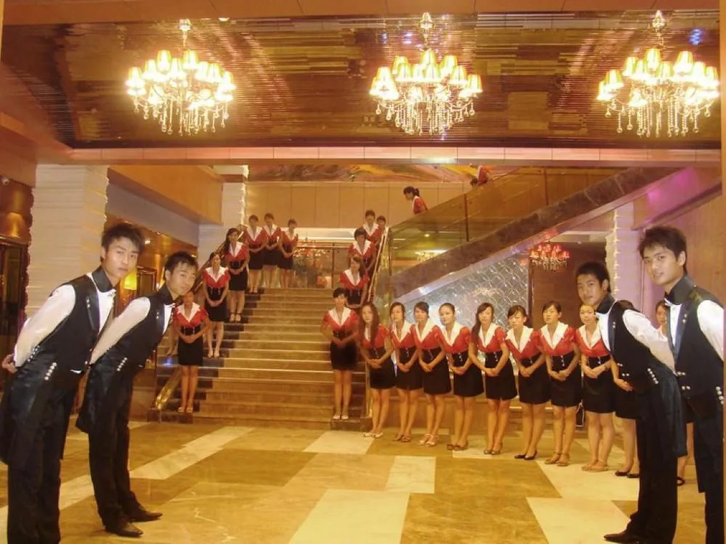 Yongli Holiday Hotel