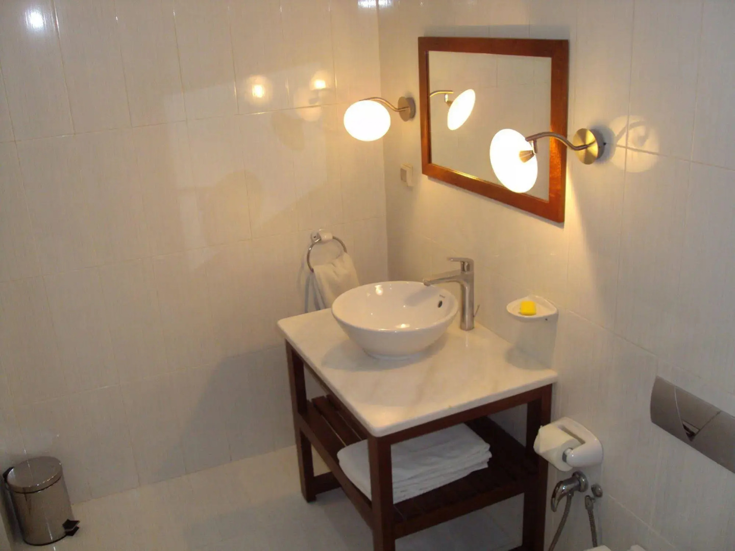 Hotel Corniche Palace