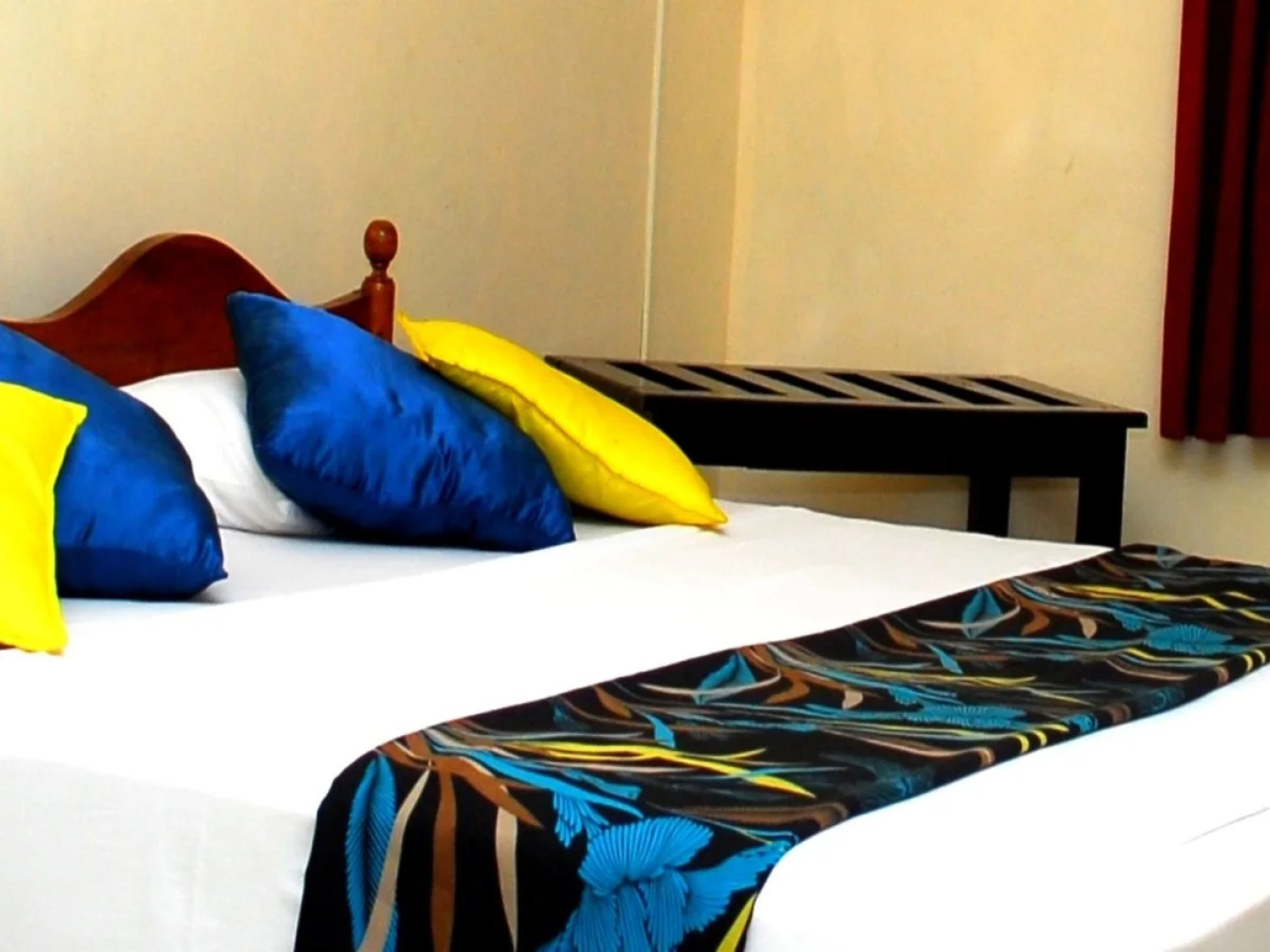 Jayasinghe Holiday Resort