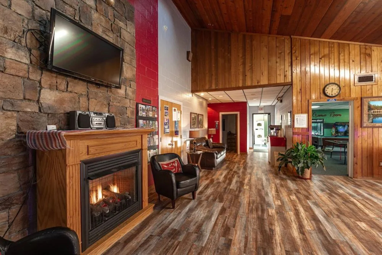 Crown Resorts at Lake Tansi