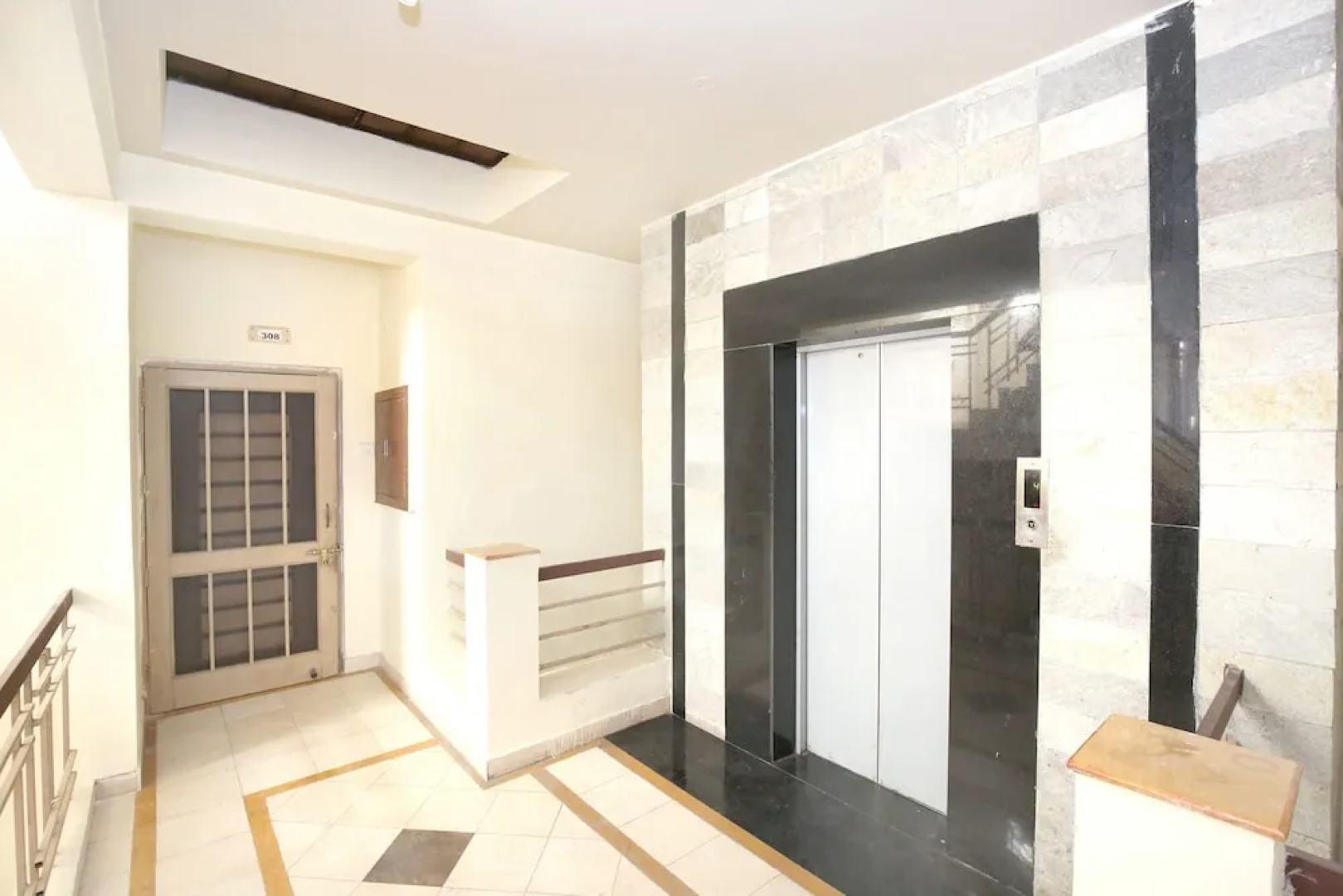 OYO 10985 Home Spacious 1BHK Barog
