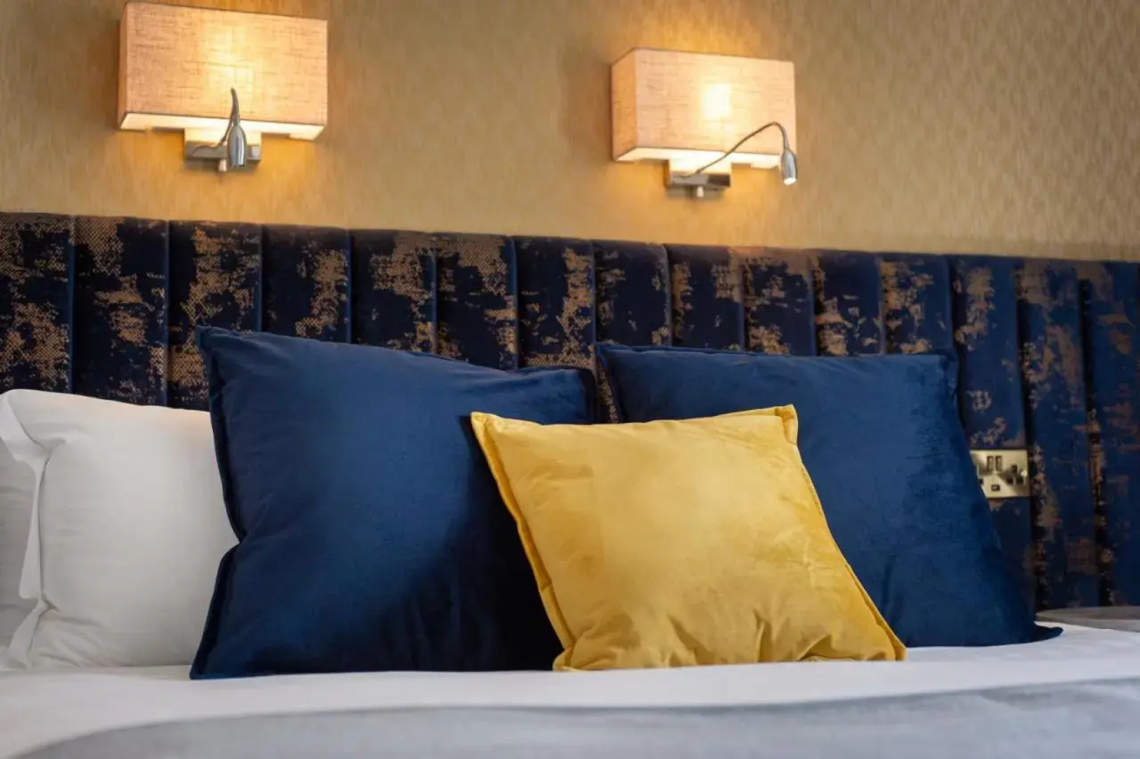 Best Western Woodenbridge Hotel & Lodge