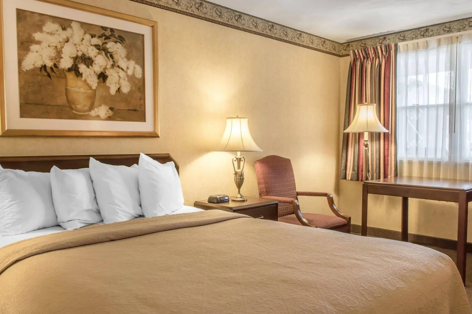 Quality Inn Breeze Manor