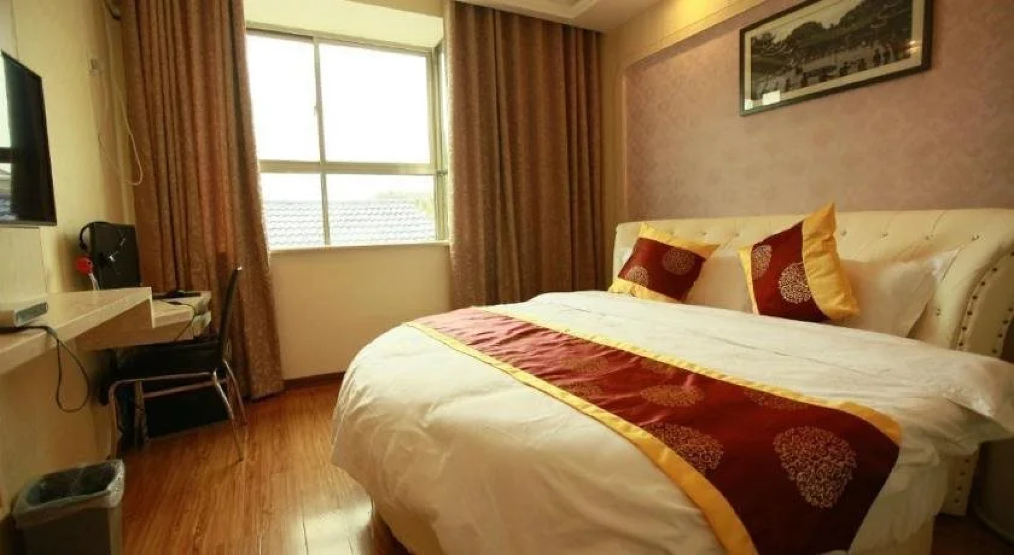 He Xi Business Hotel