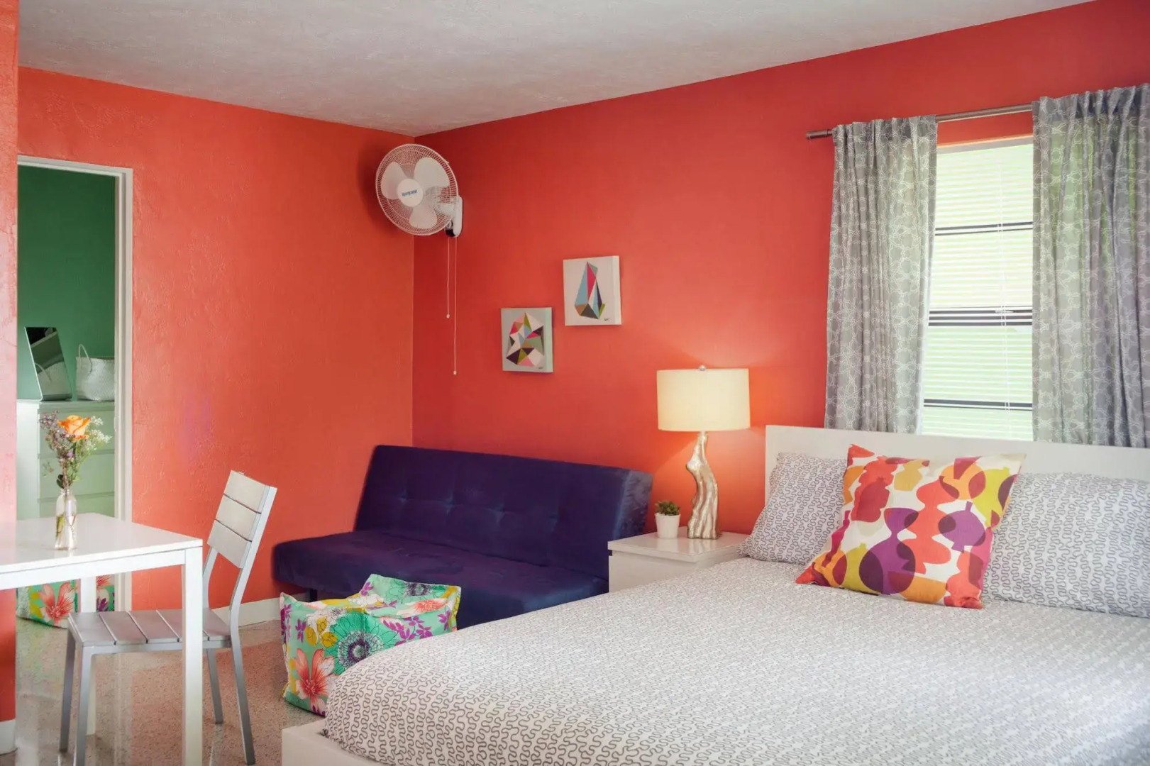 Sunset Inn & Cottages