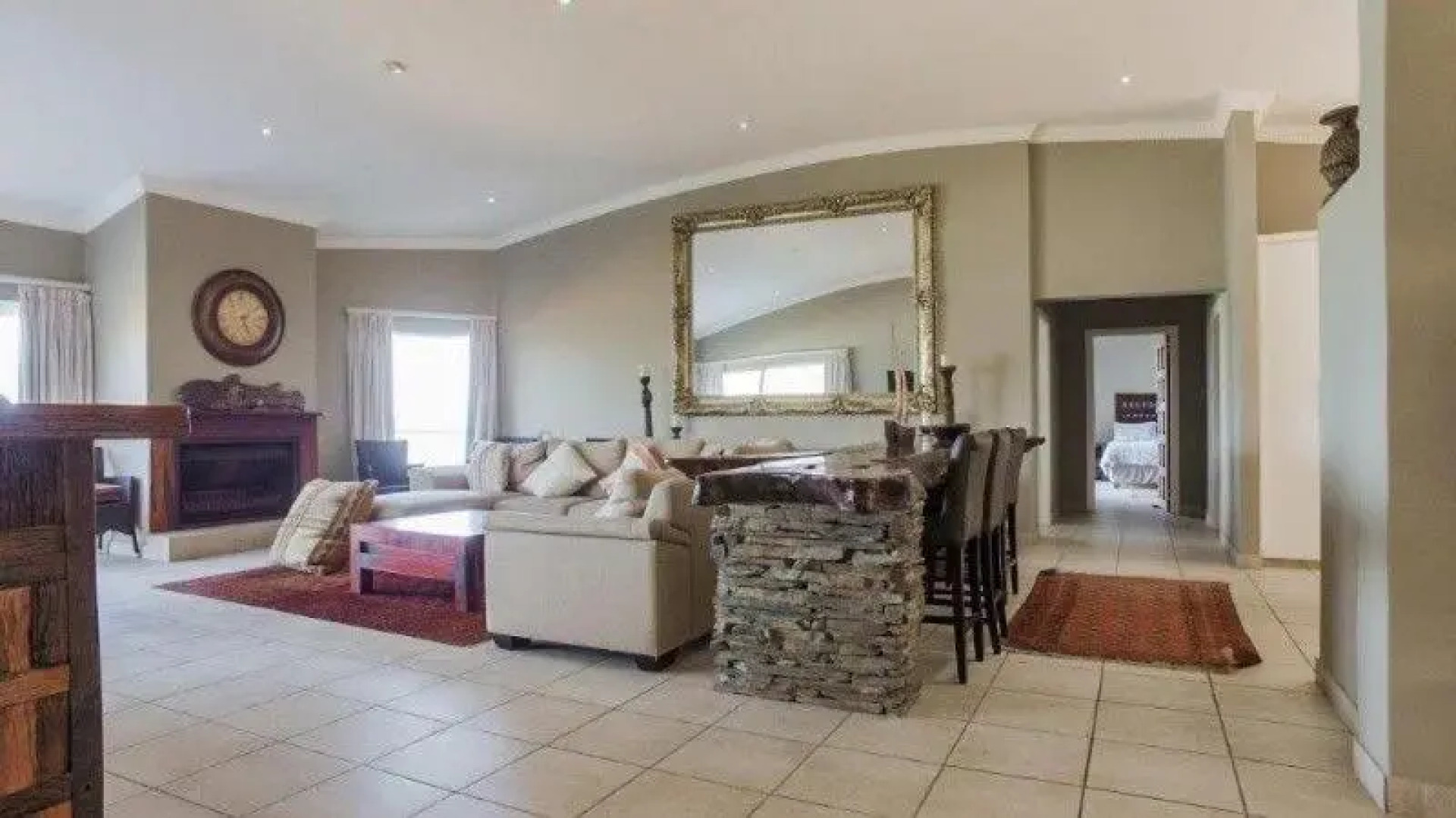 Tinley Manor Beachfront KSV1