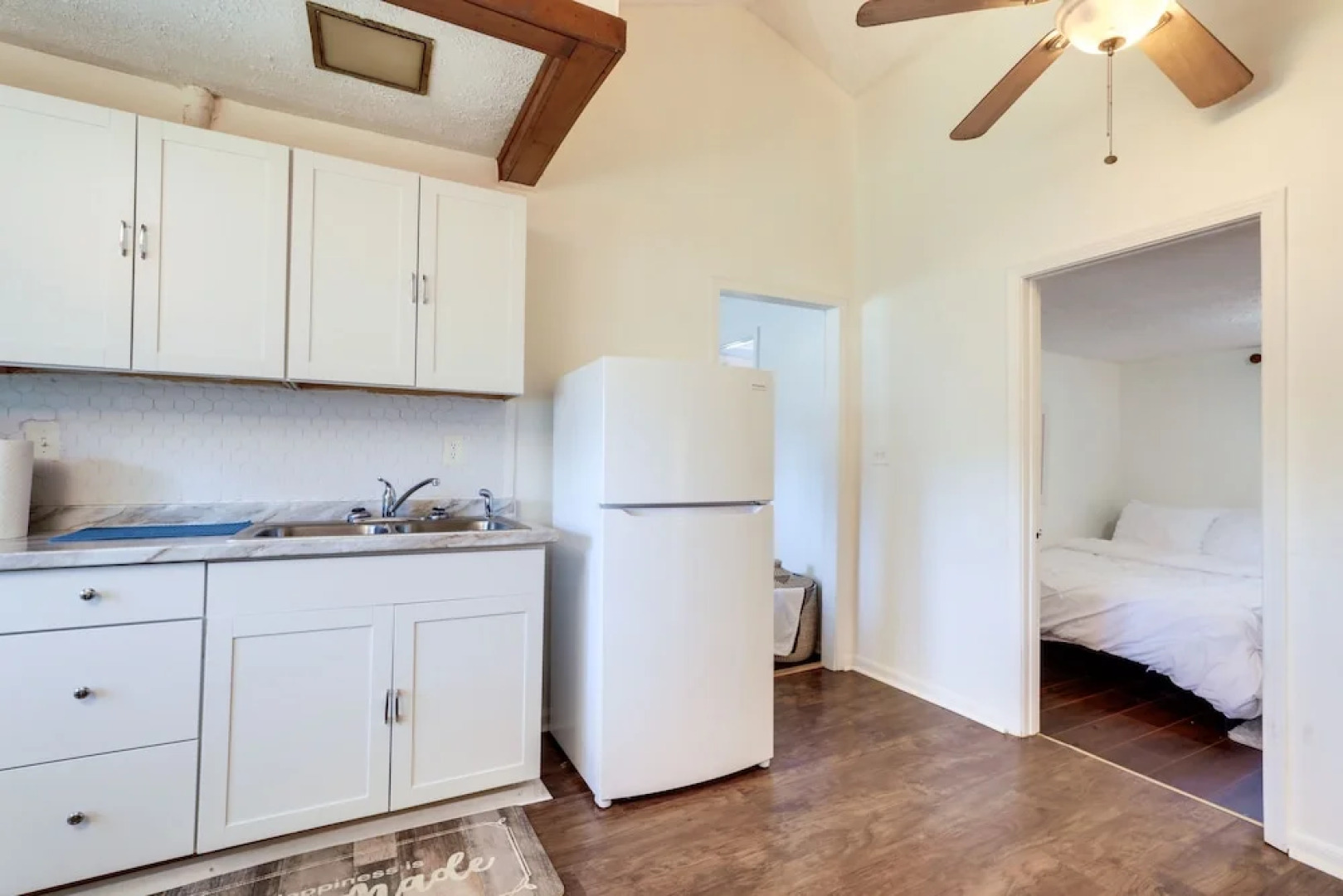 Historic Lawrenceville Home: 32 Mi to Atlanta!