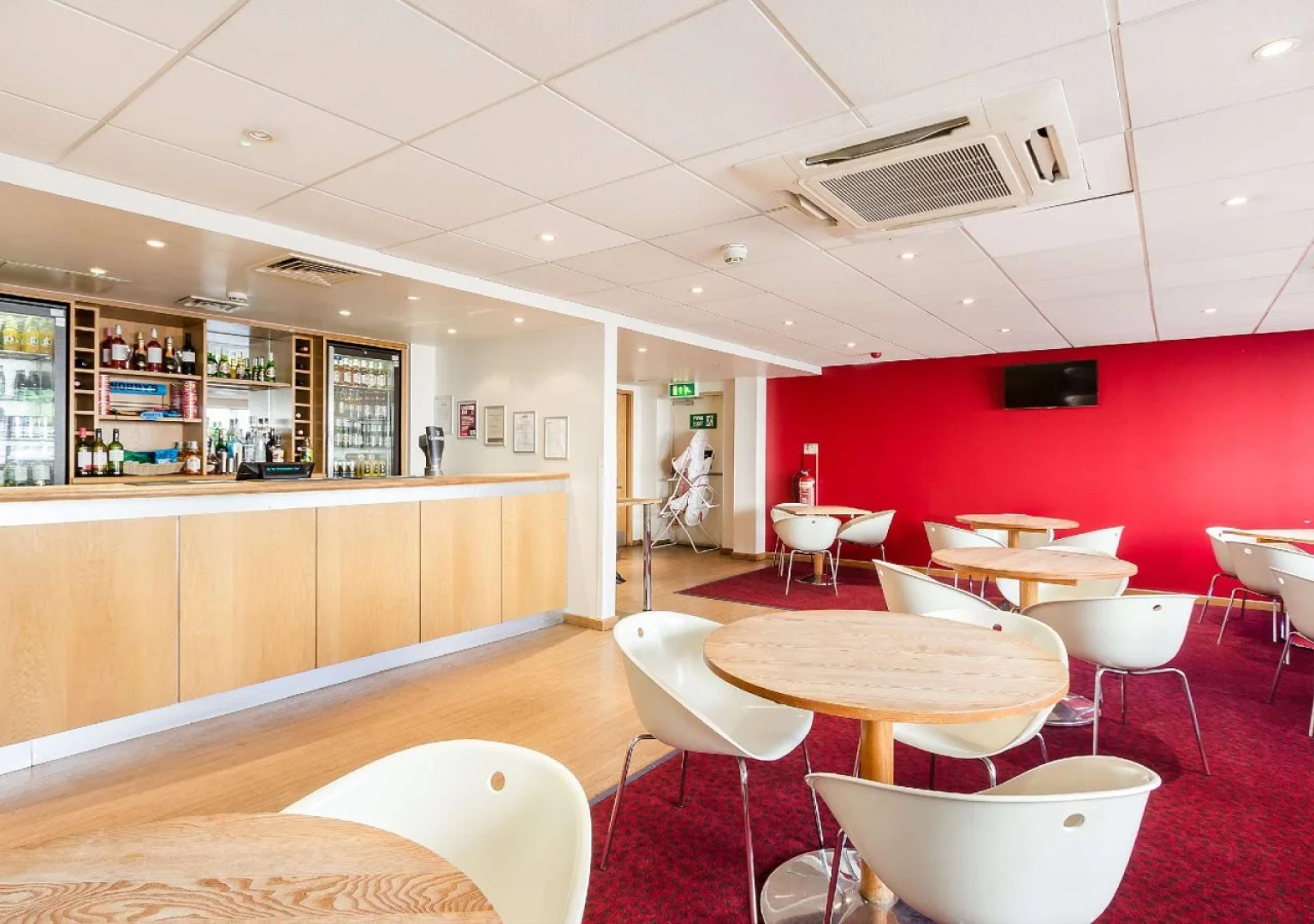 Travelodge Caterham Whyteleafe