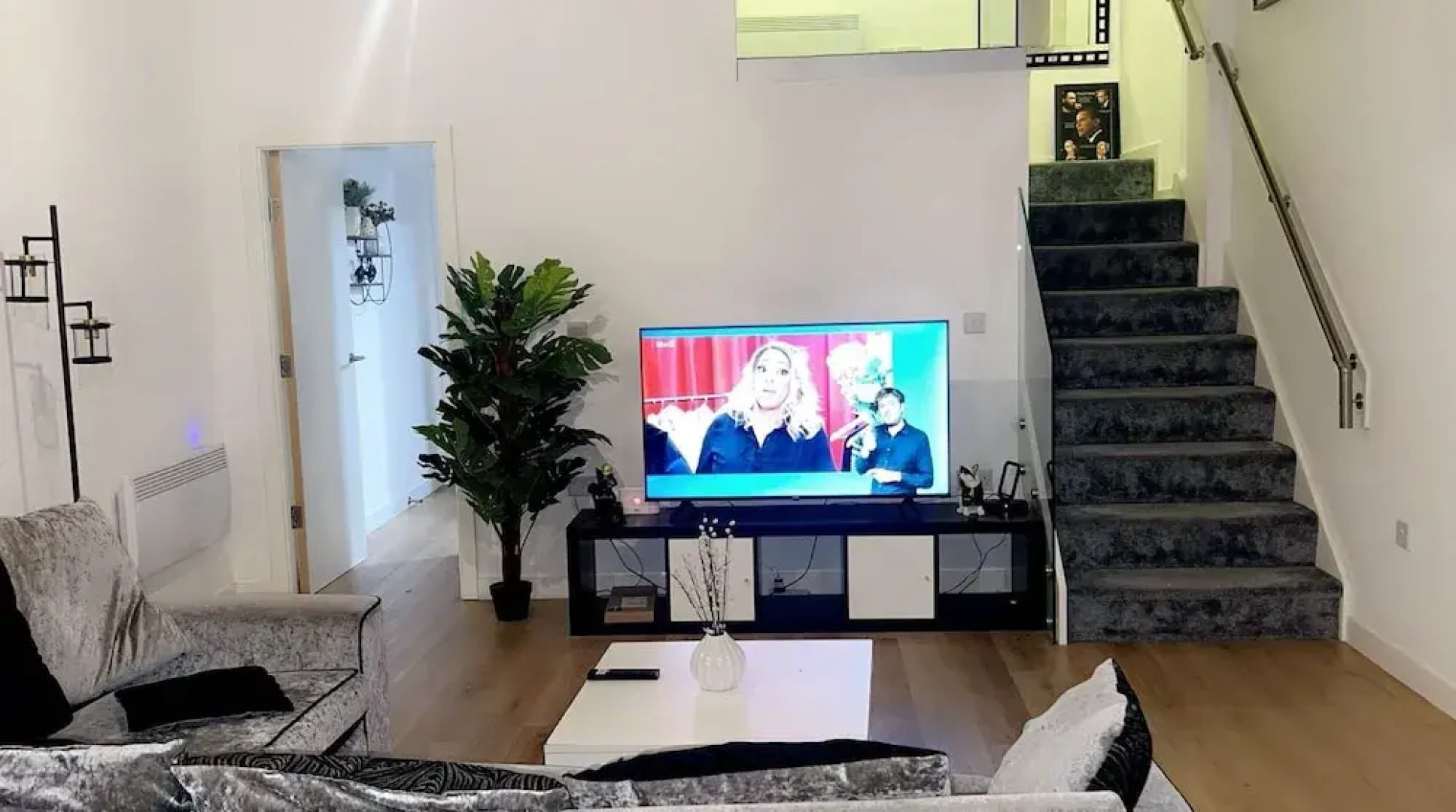 Cozy West Bromwich Apartment by High Street