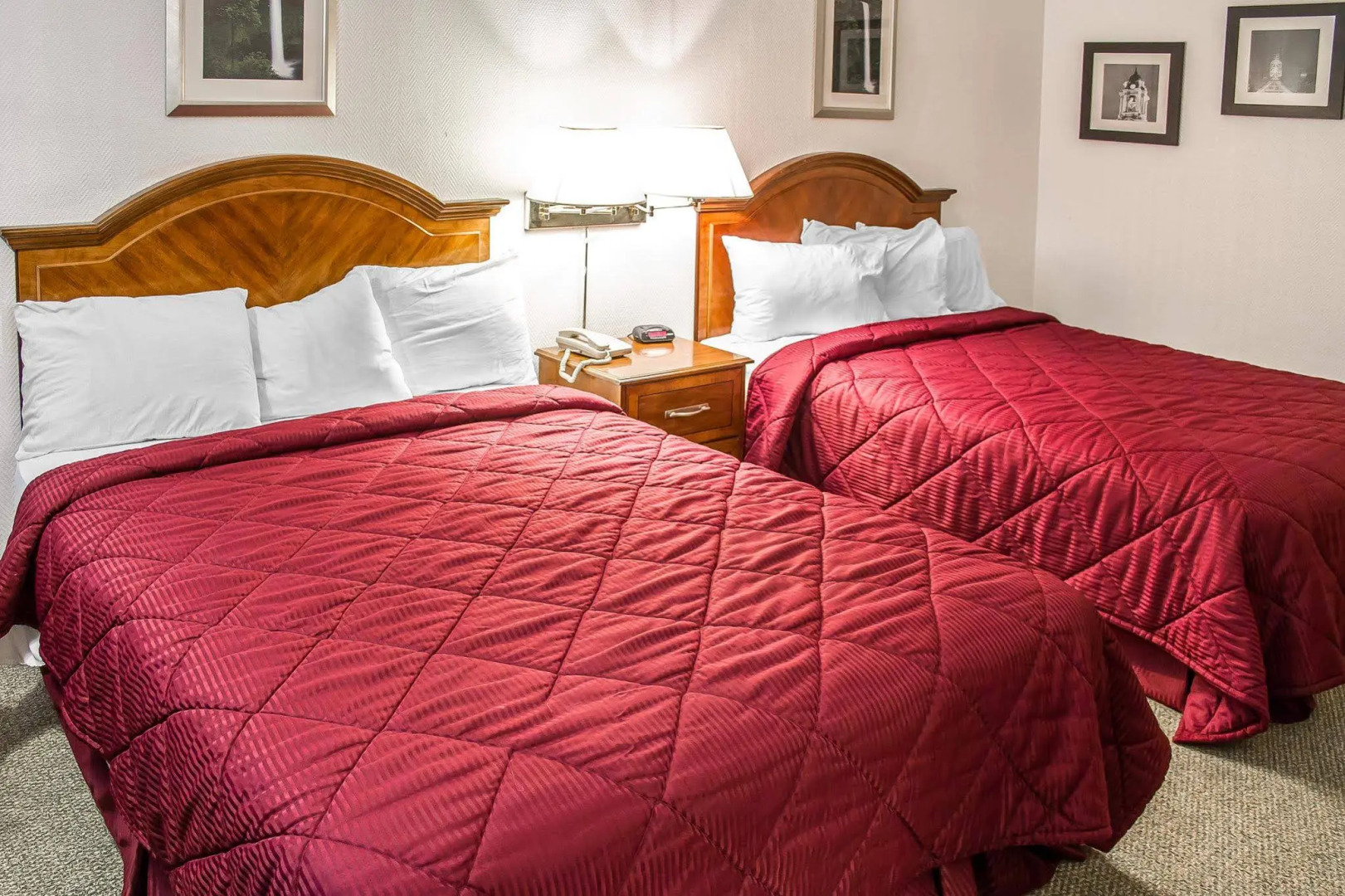 Rodeway Inn & Suites Roseburg