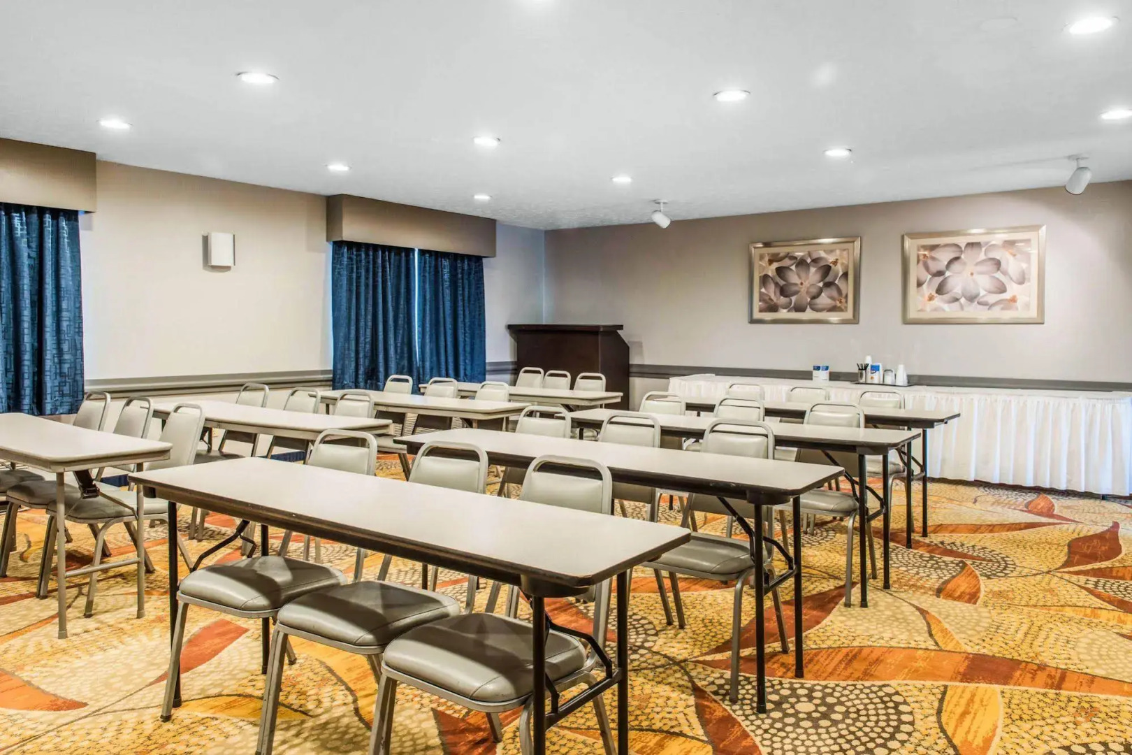 Quality Inn Austintown - Youngstown West