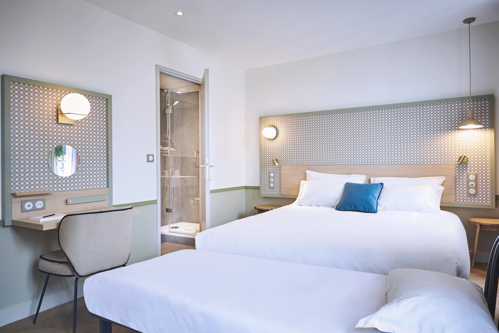 Hôtel Cervantes by Happyculture