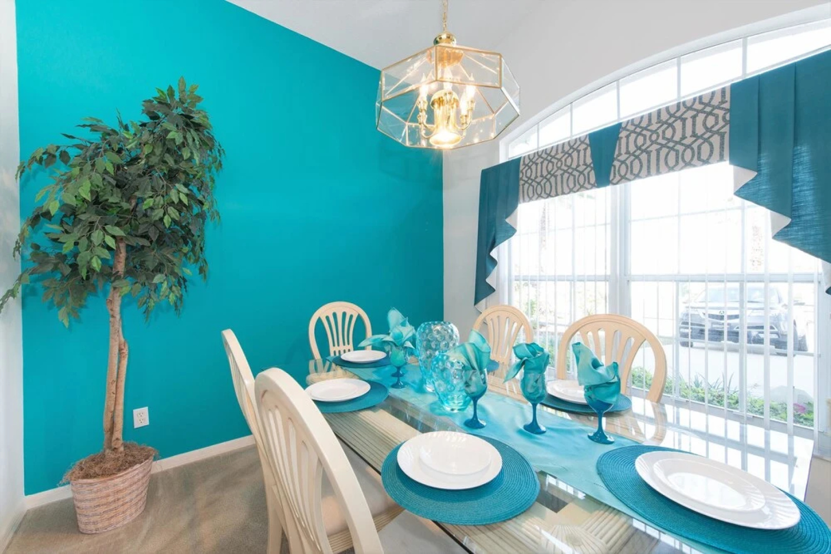 Hampton Lakes by Ellis Exclusive Villas