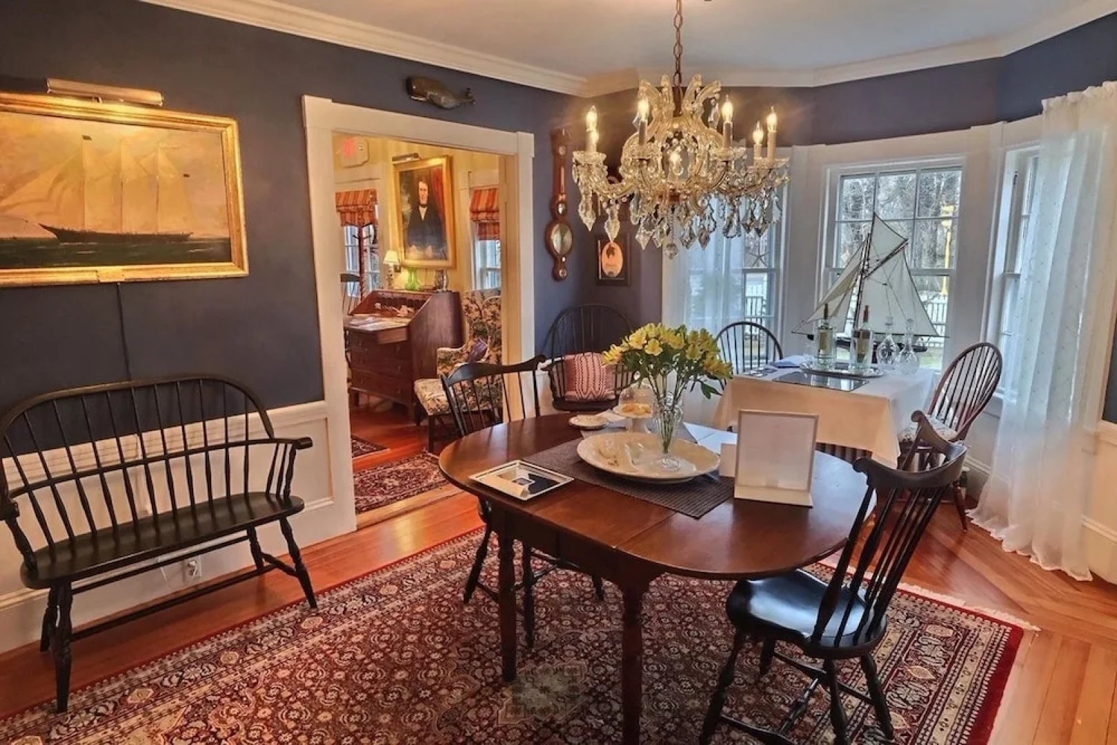 Carriage House Inn