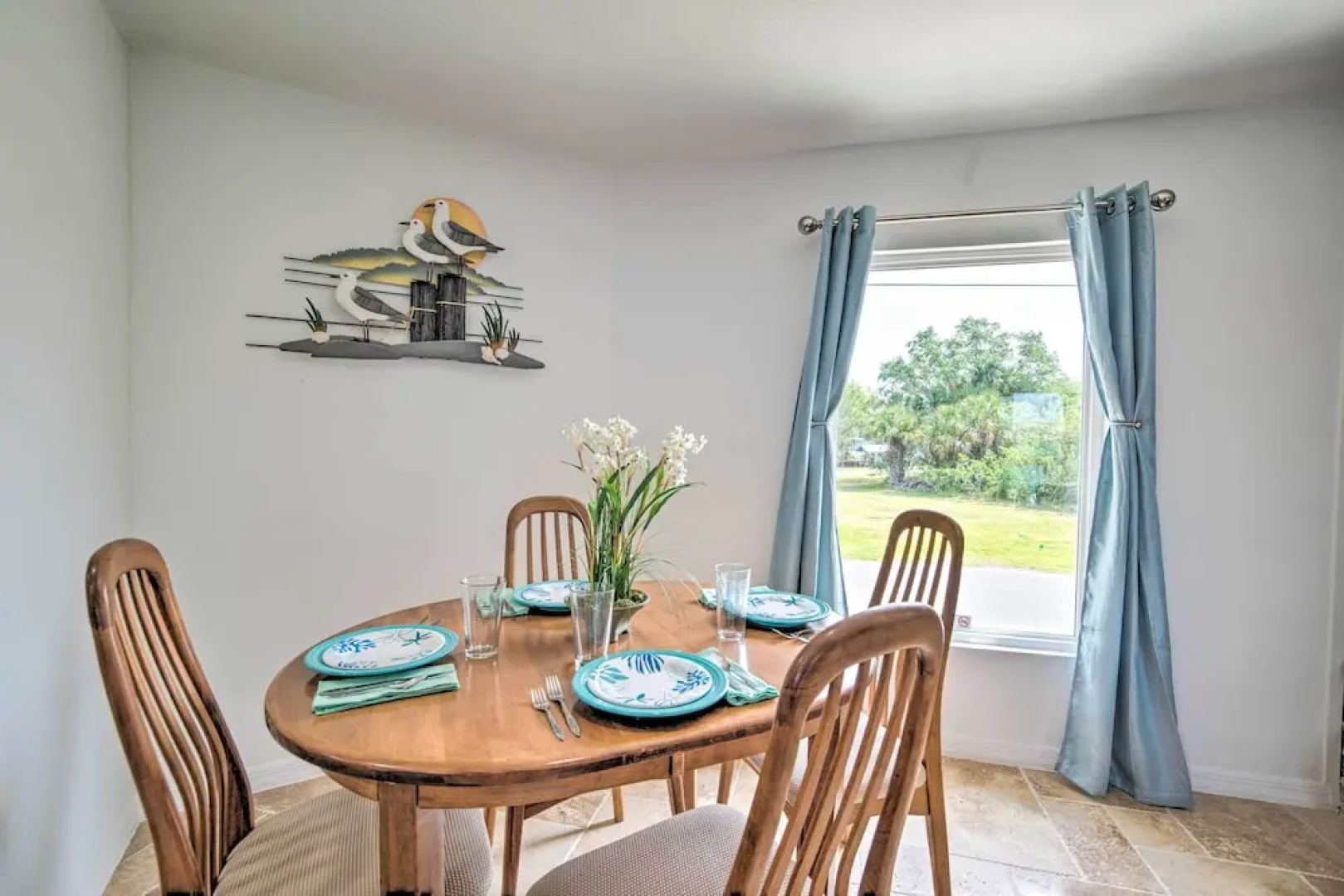 Remodeled Retreat on Homosassa River Canal!
