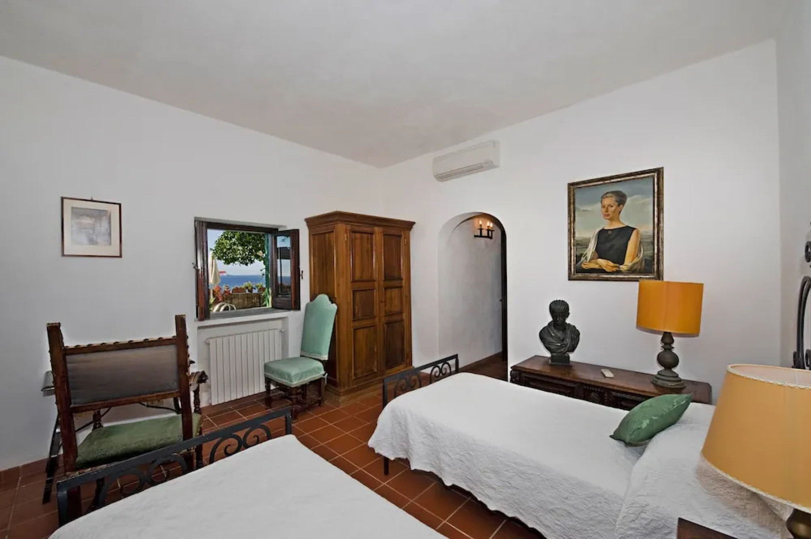 Villa Magenta