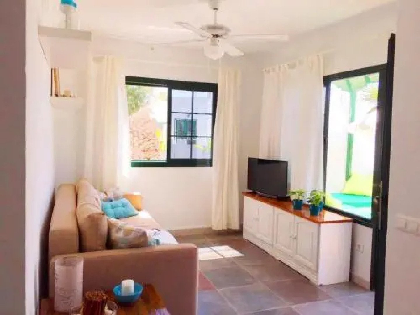 Casita Blanca, Jardín del Sol 1