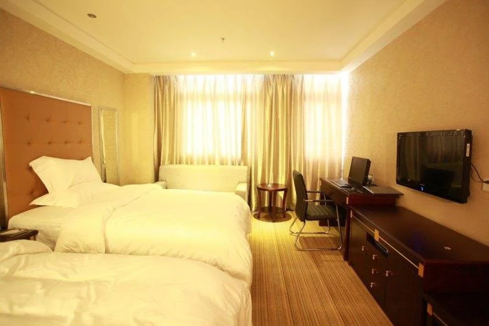 Times Hotel - Lichuan