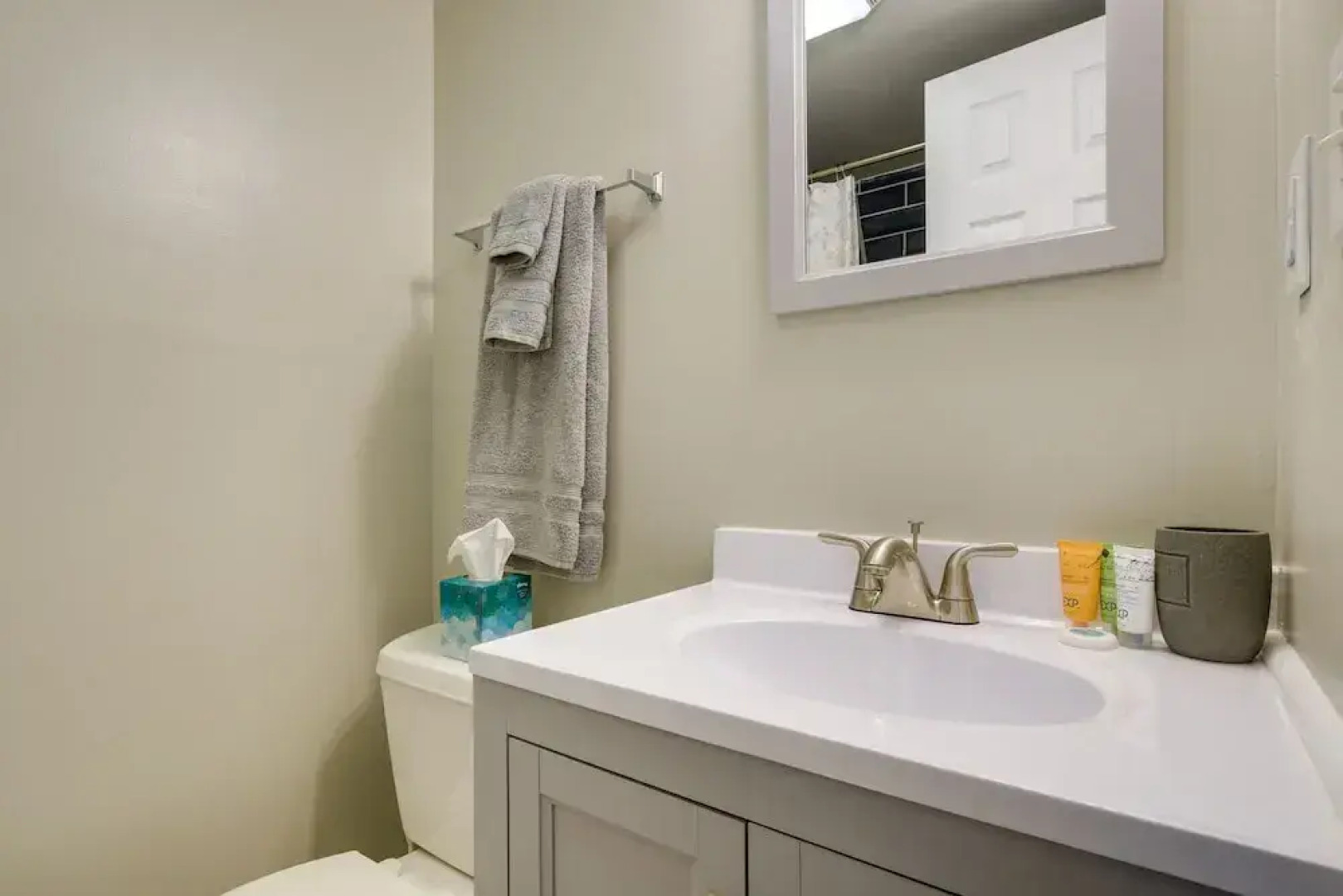 Sunny Family Home, 3 Mi to High Point Market!