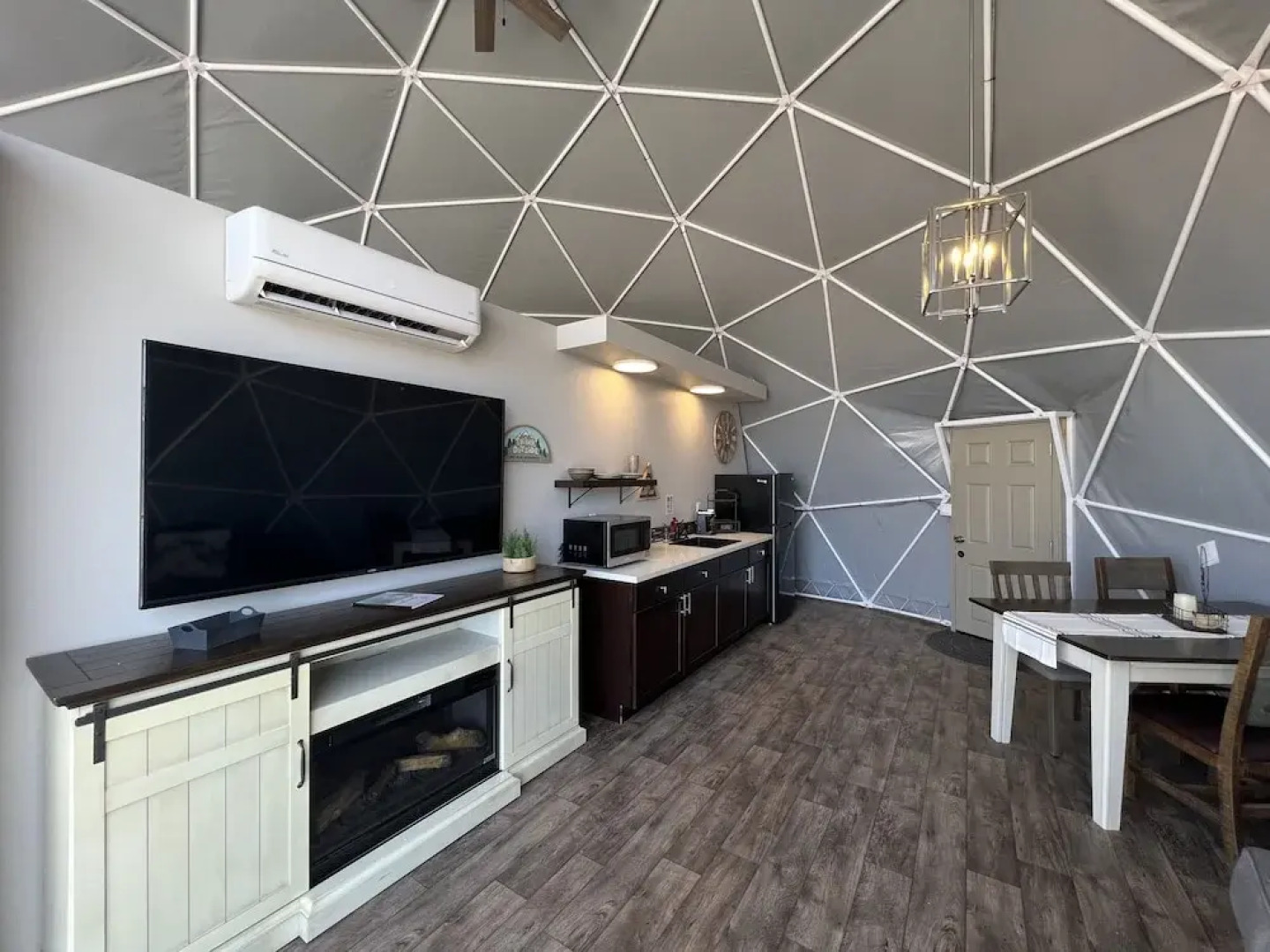 Bryce Glamp And Camp