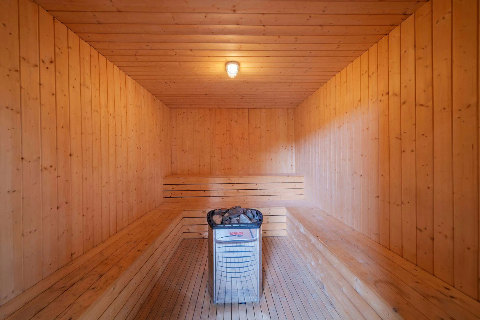 Howard Johnson By Wyndham Lake Serenity Hotel Neijiang