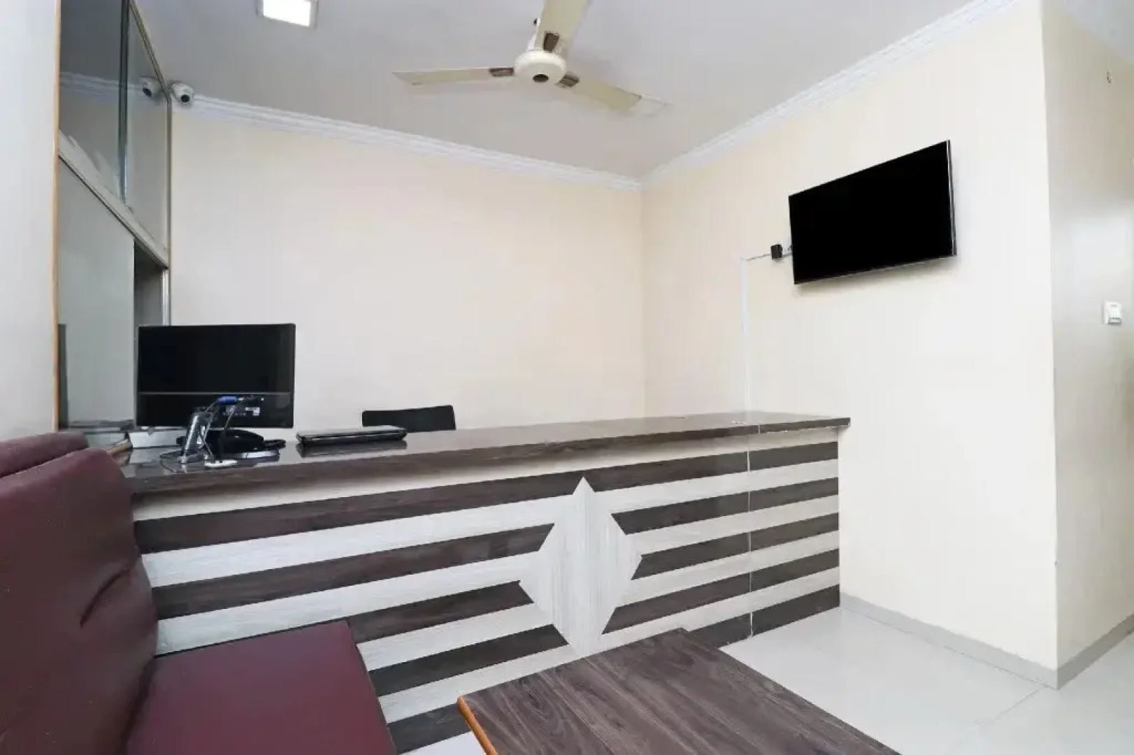 Hotel Midtown By OYO Rooms