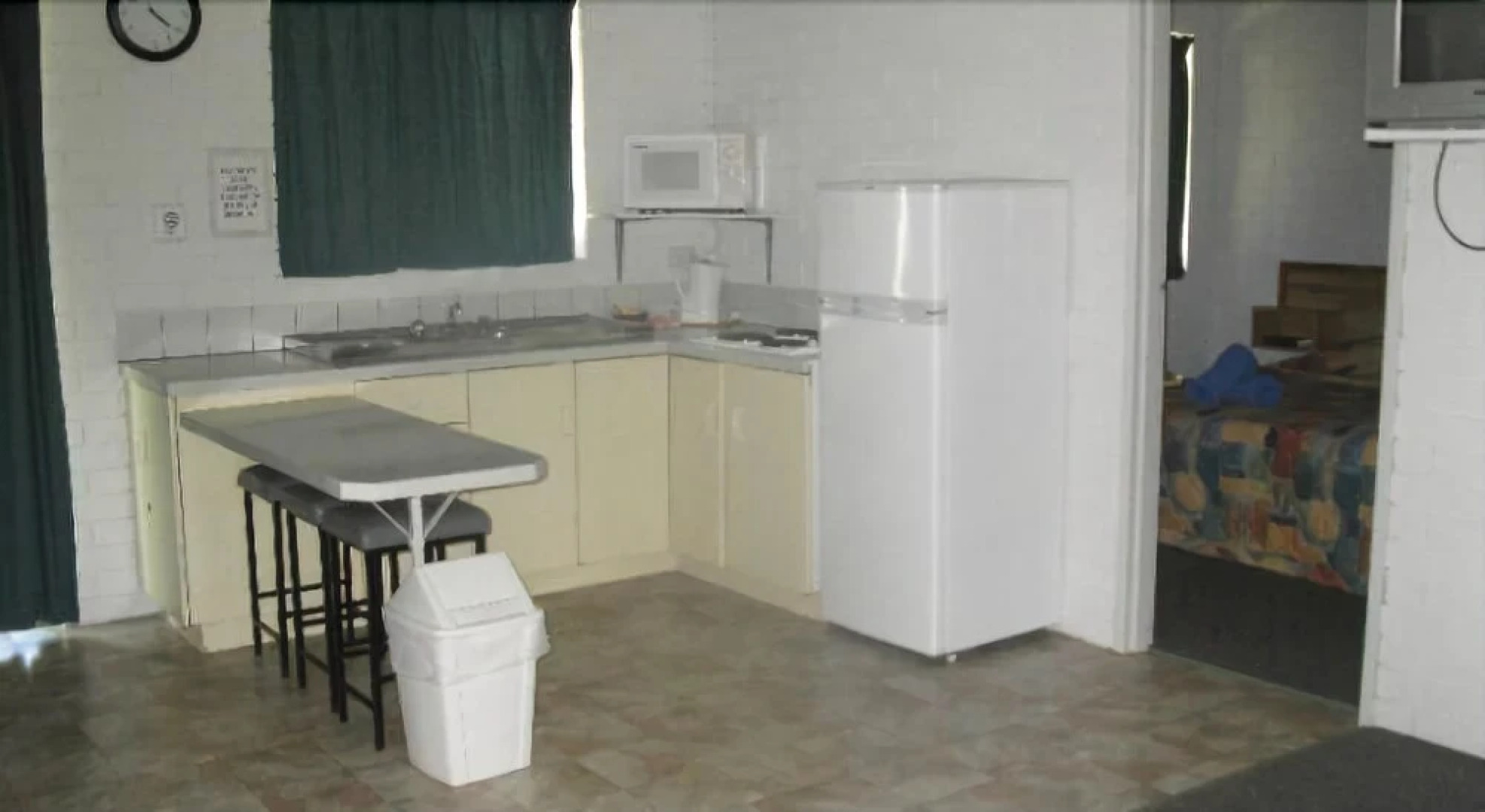 River Village Motel & Holiday Units