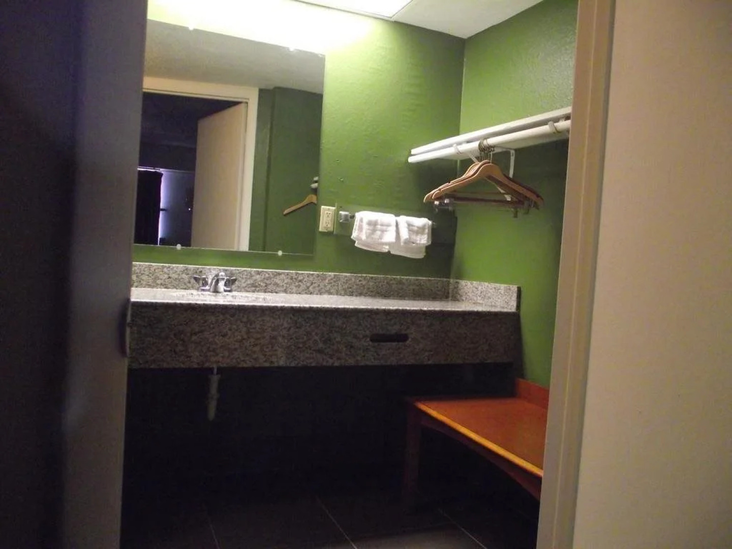 Knights Inn Cookeville