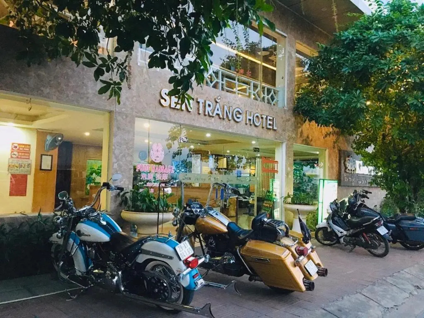 Sen Trang Hotel