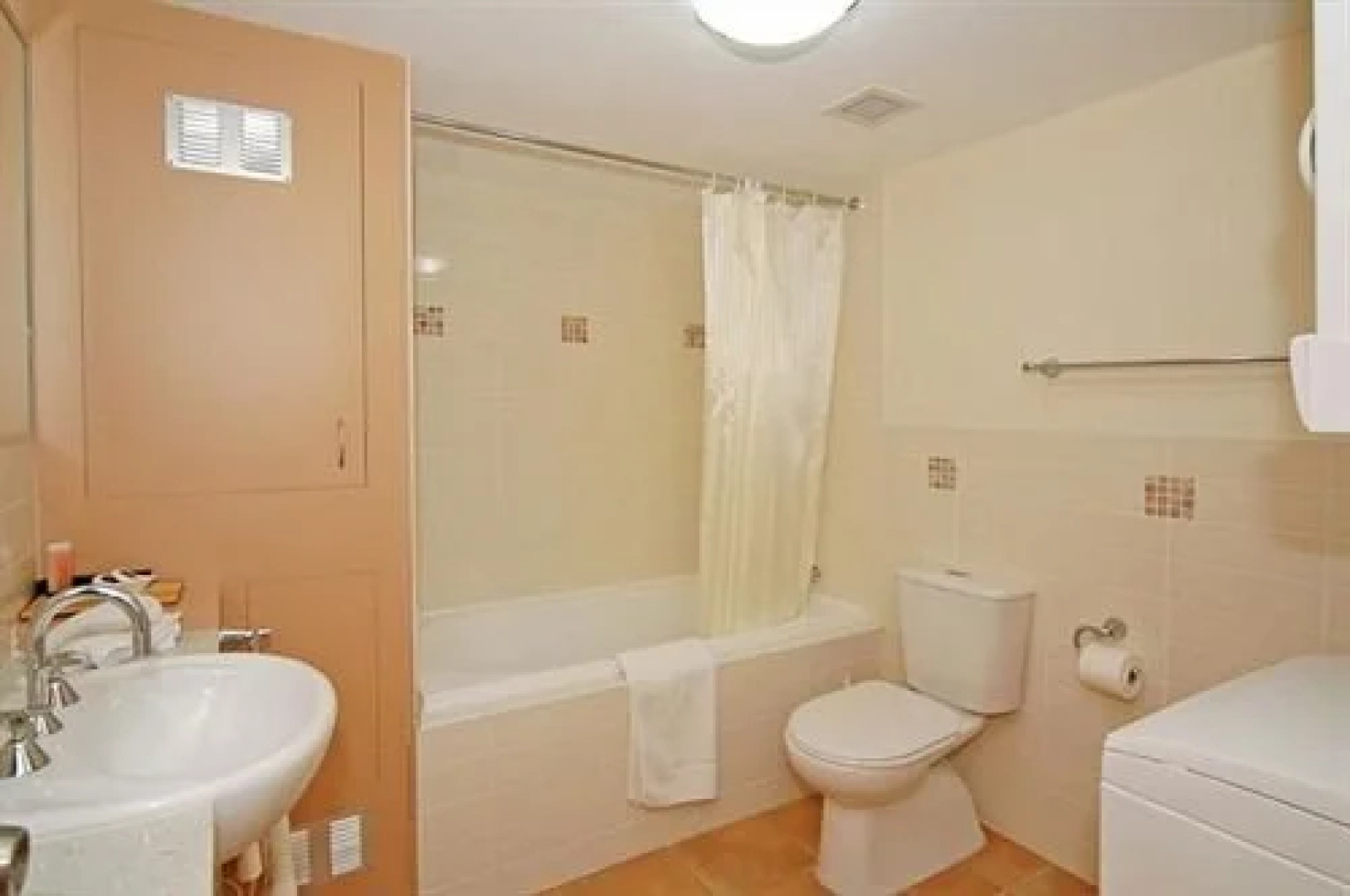 Nirvana Luxor Boutique Resort & Retreat