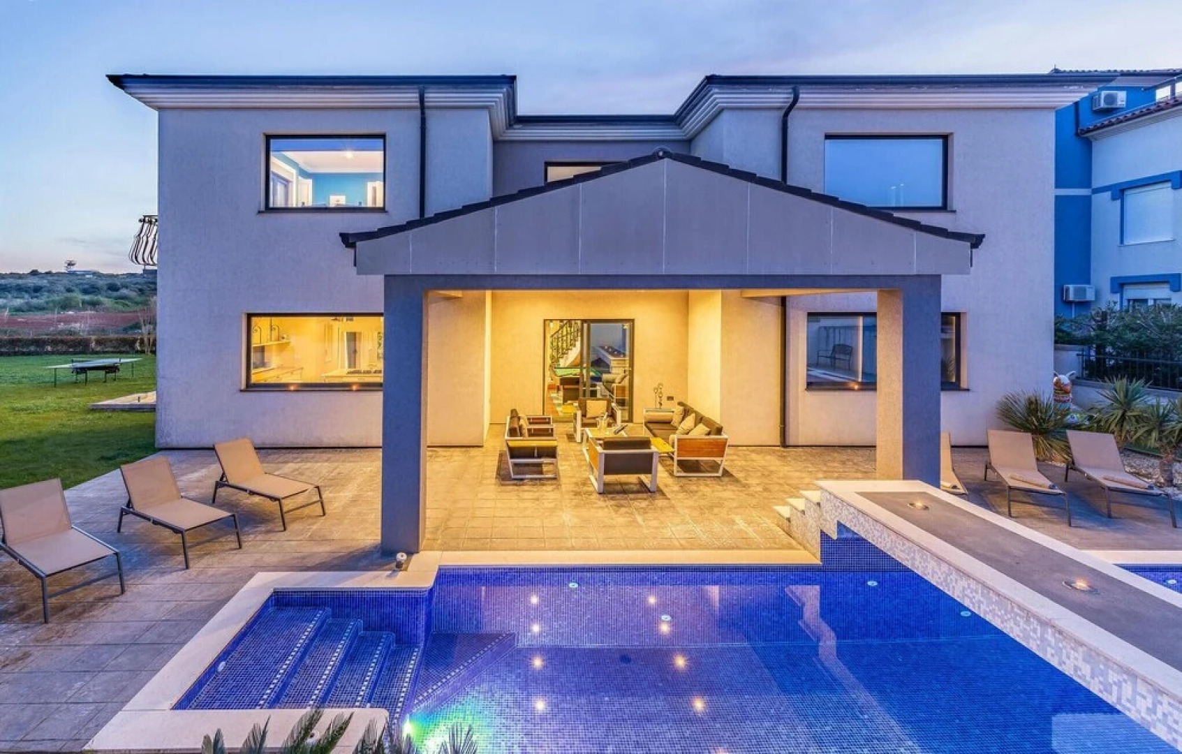 Amazing Home in Banjole With Jacuzzi, Wifi and 4 Bedrooms