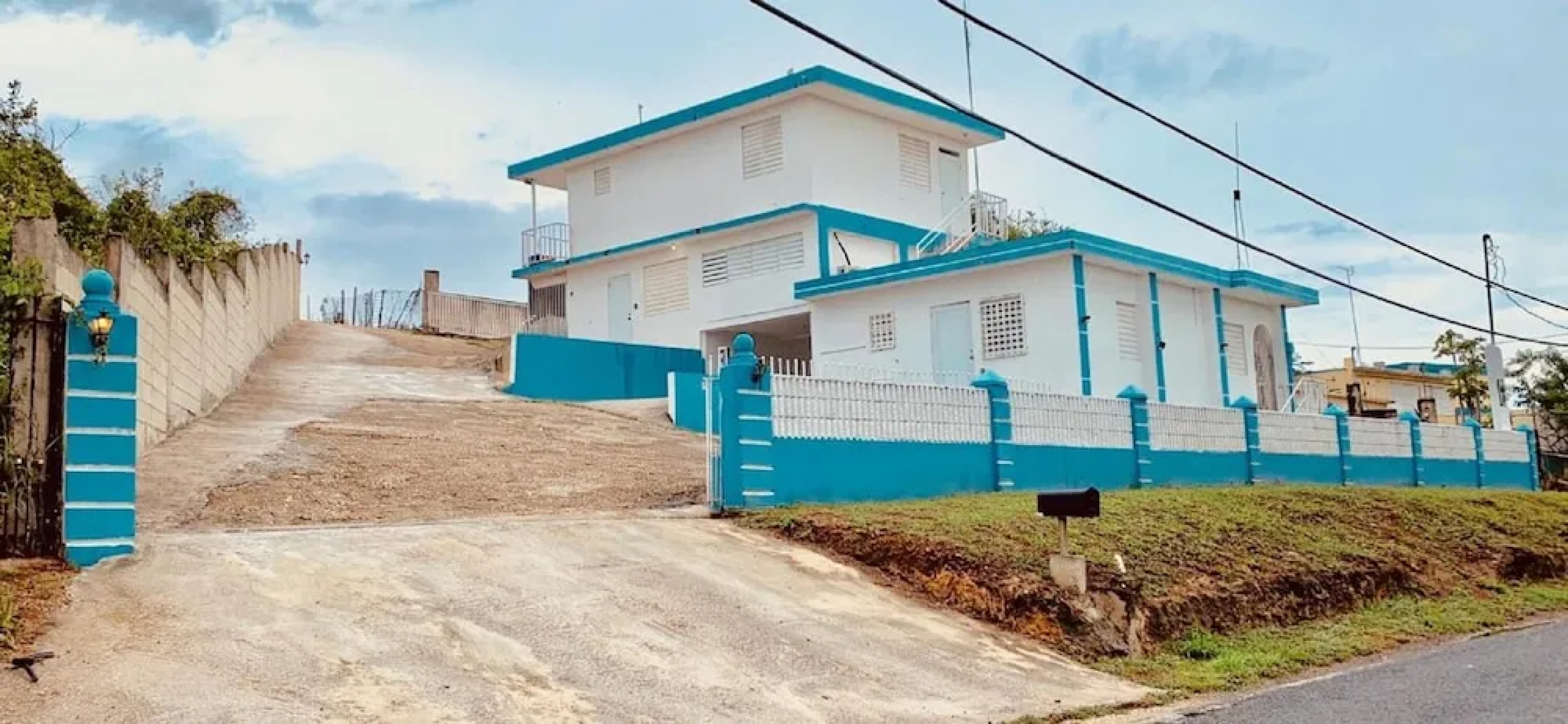The Hill at Arecibo 681 Ocean Drive