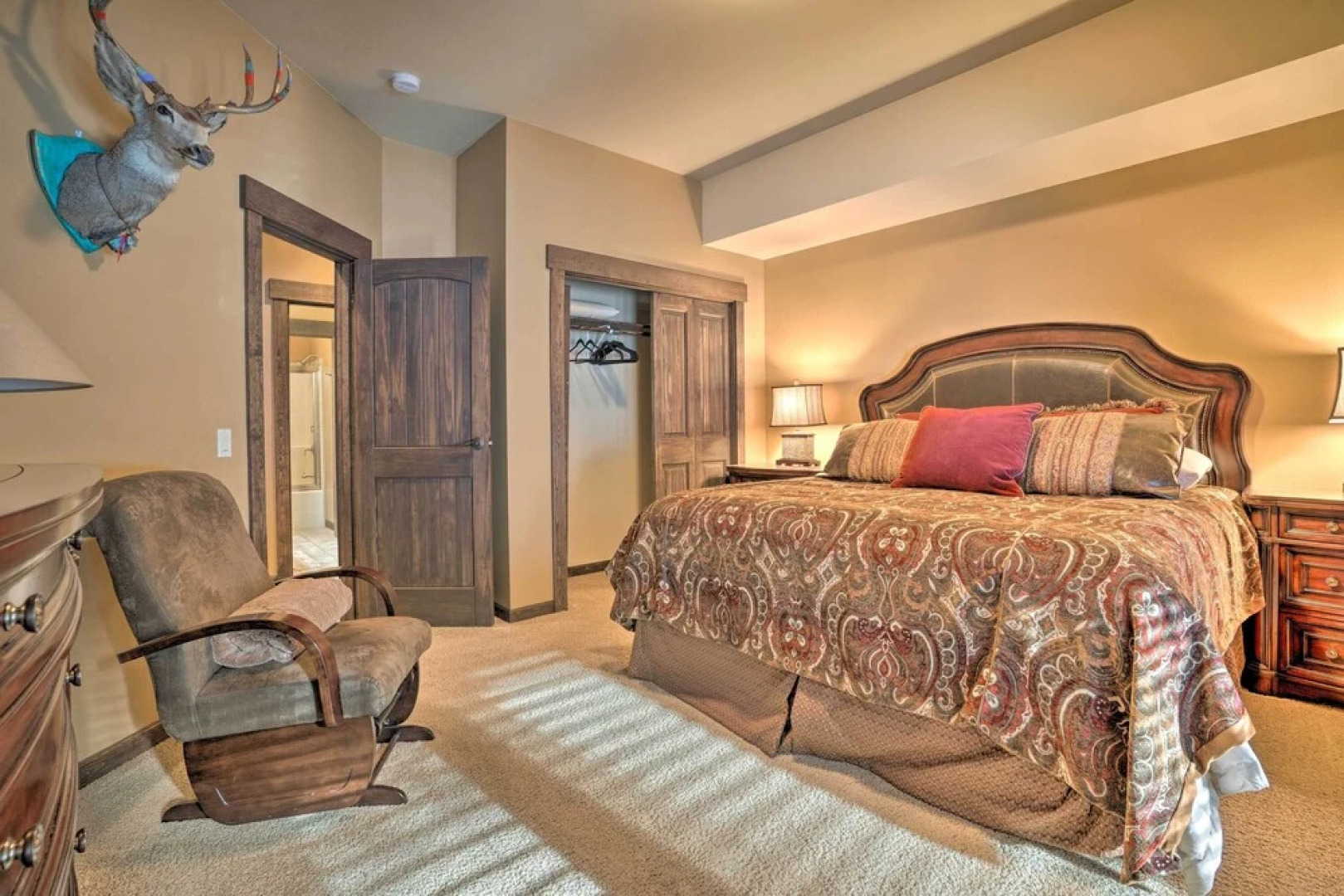 Luxurious Getaway w/ Hot Tub in Suncadia Resort!