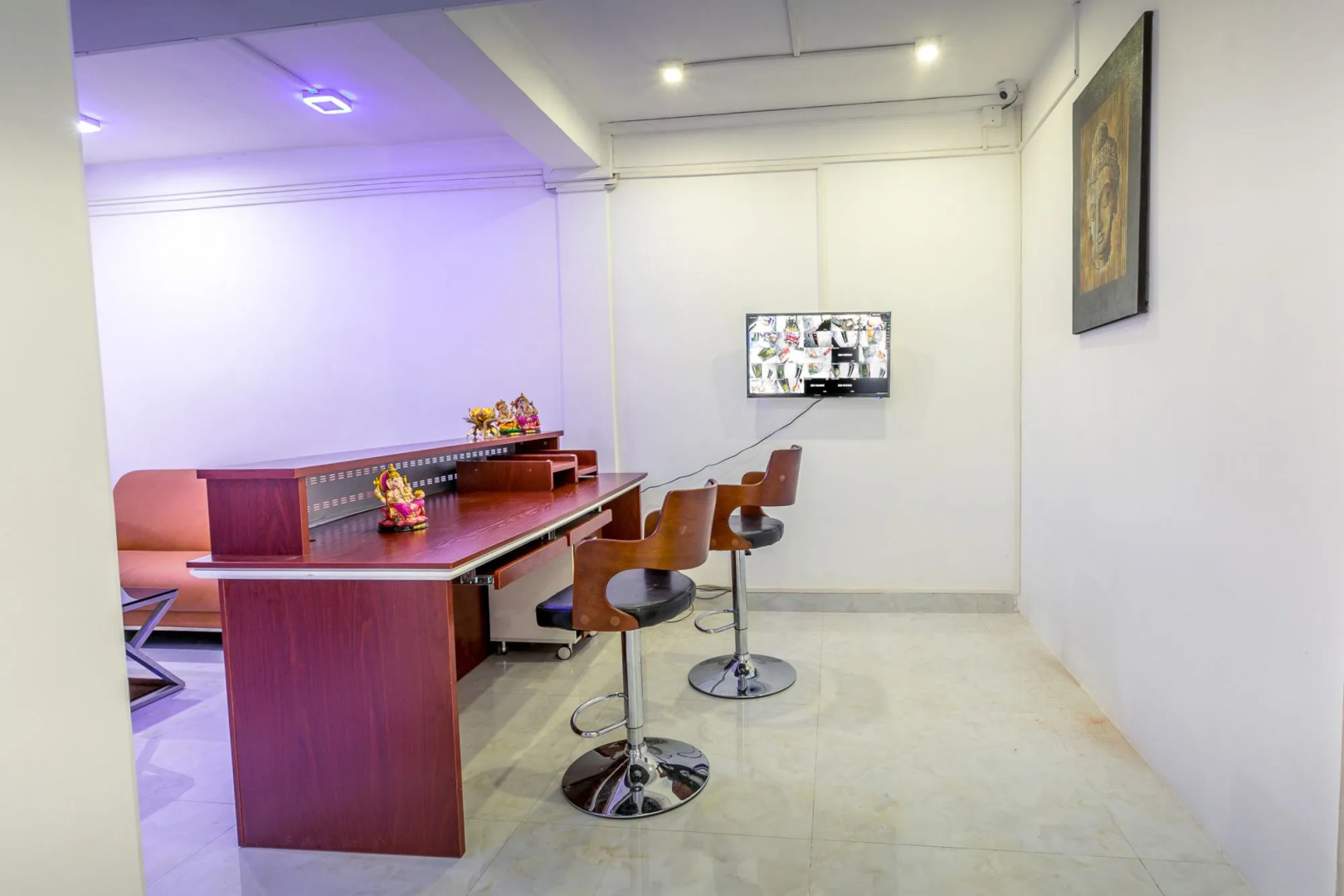 Metro Port City Hotel