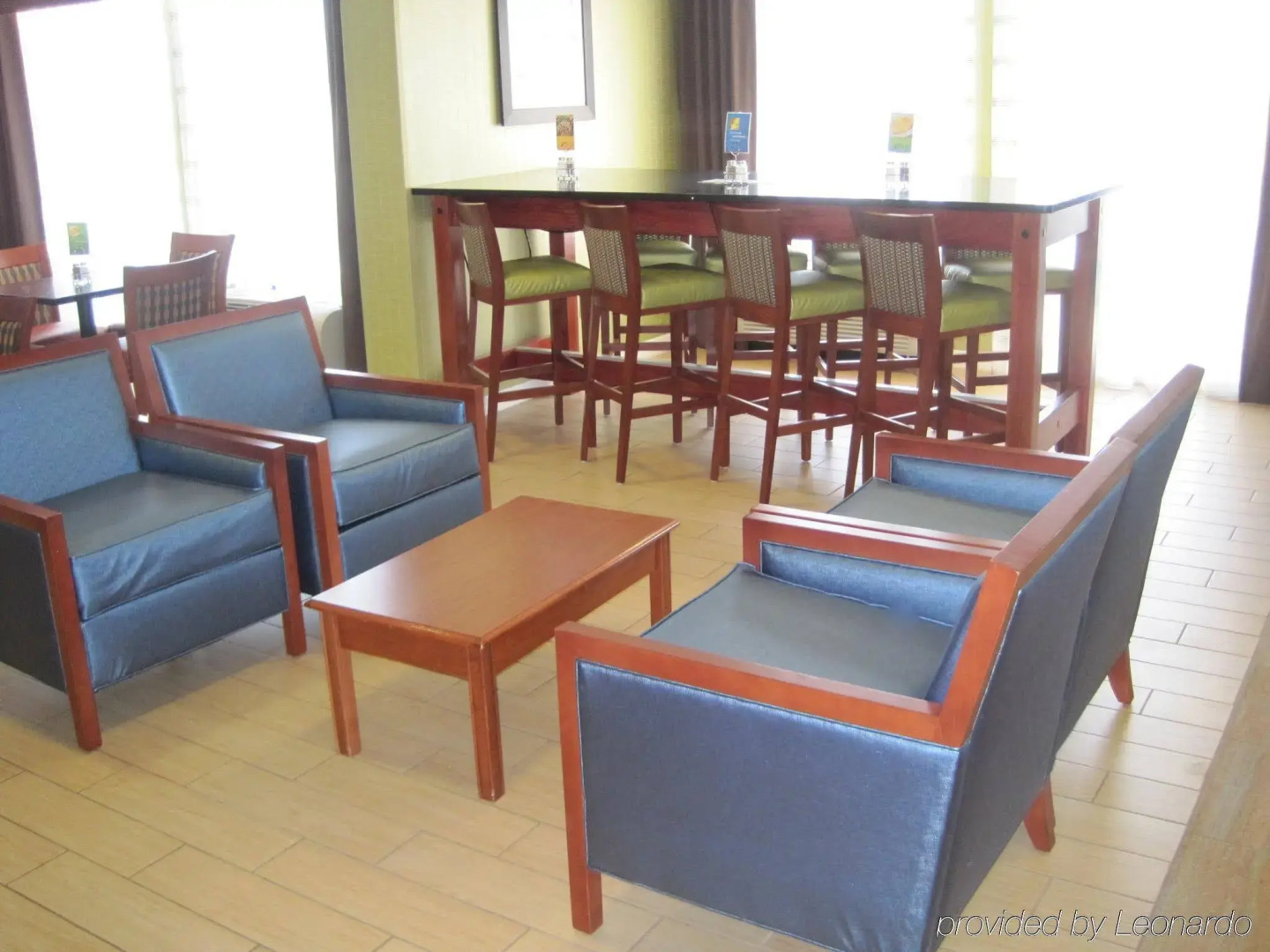 Holiday Inn Express & Suites Allentown-Dorney Park Area by IHG