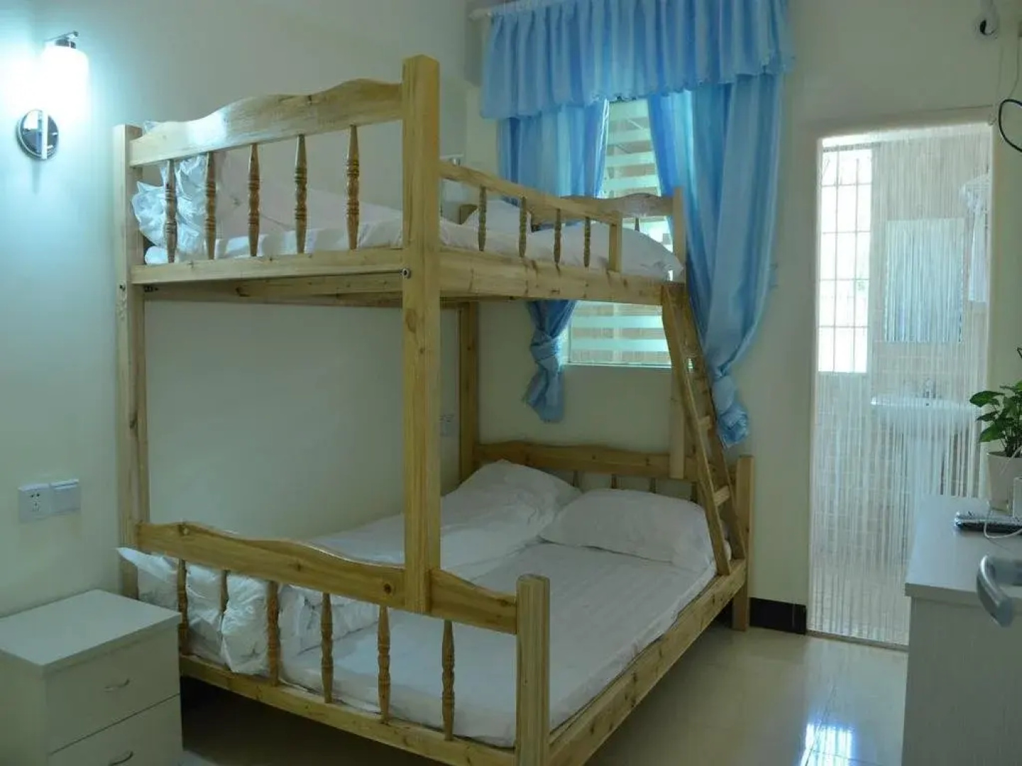 Yefeng Hostel