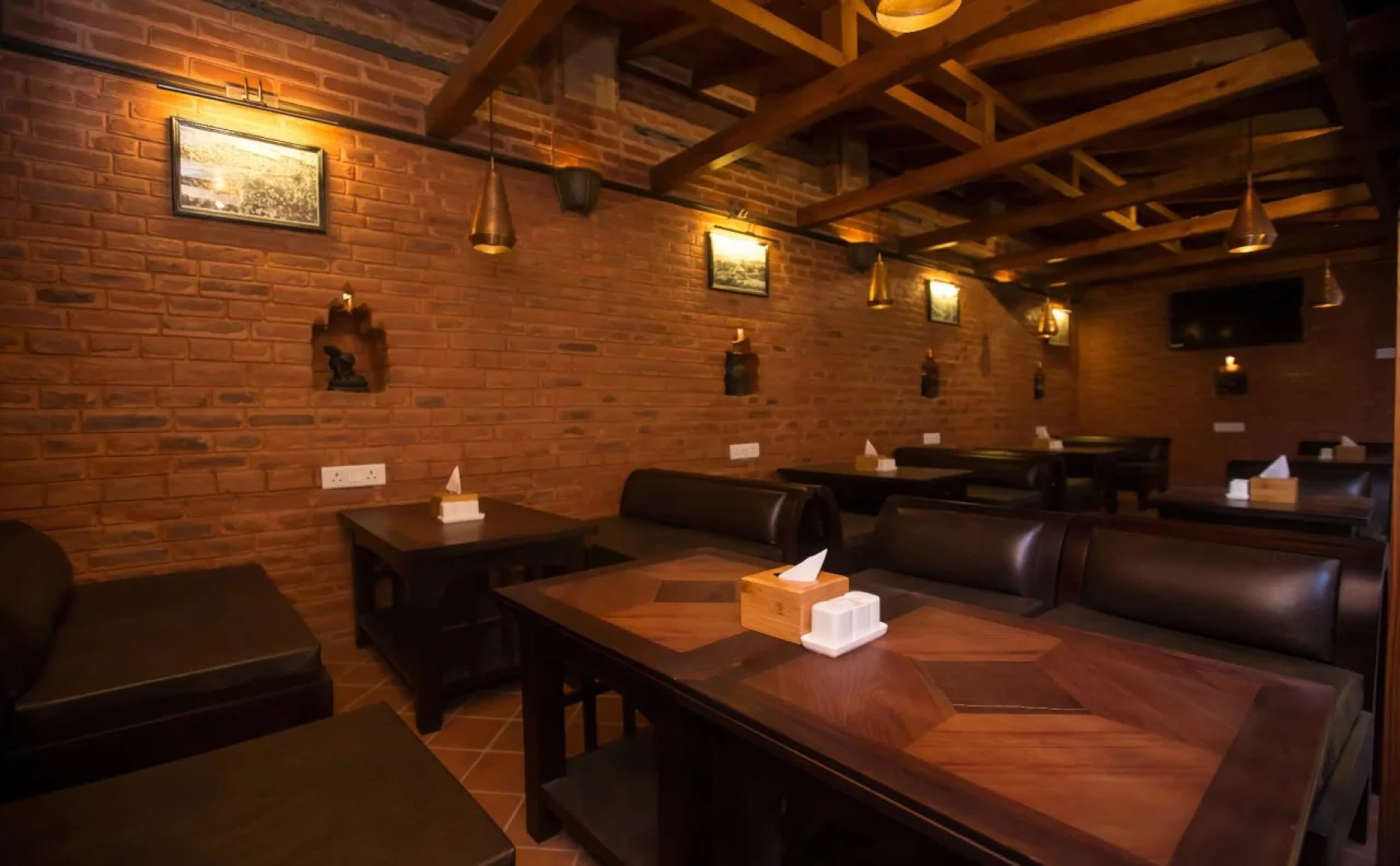 Hotel Baha Restaurant and Cafe