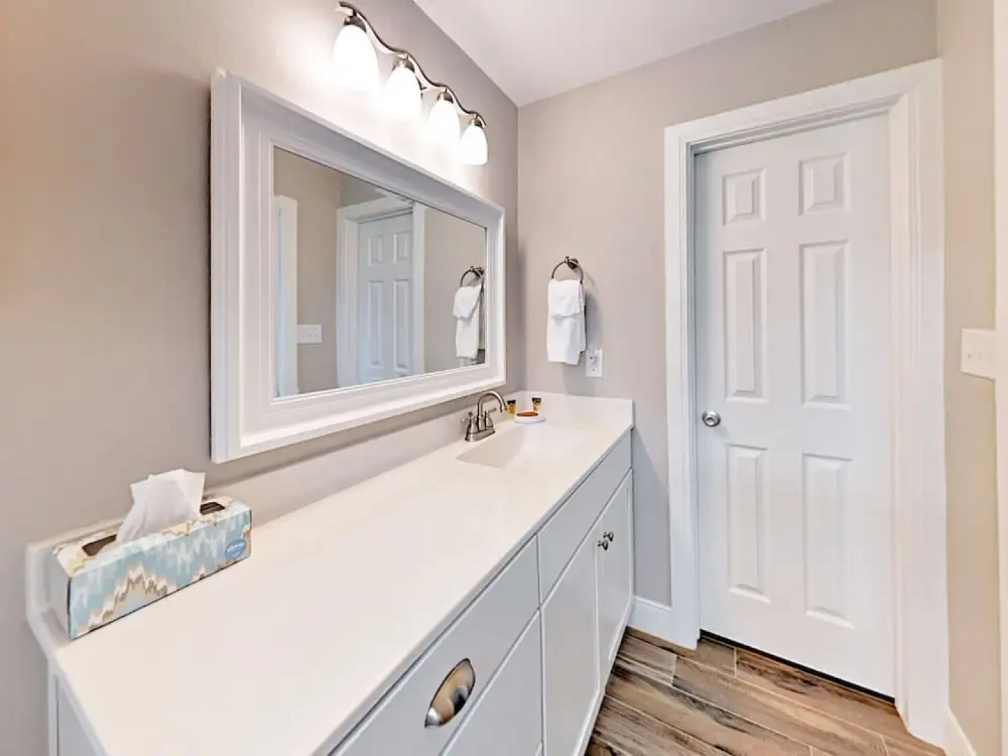 1411 Linden Home 3 Bedrooms 2 Bathrooms Home