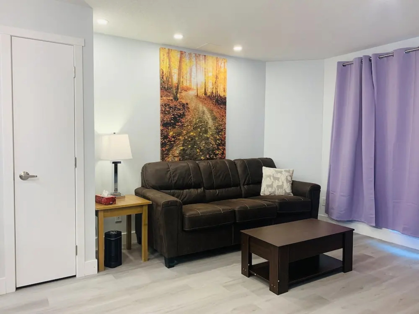 Lovely 1-Bedroom Condo with AC & Kitchen