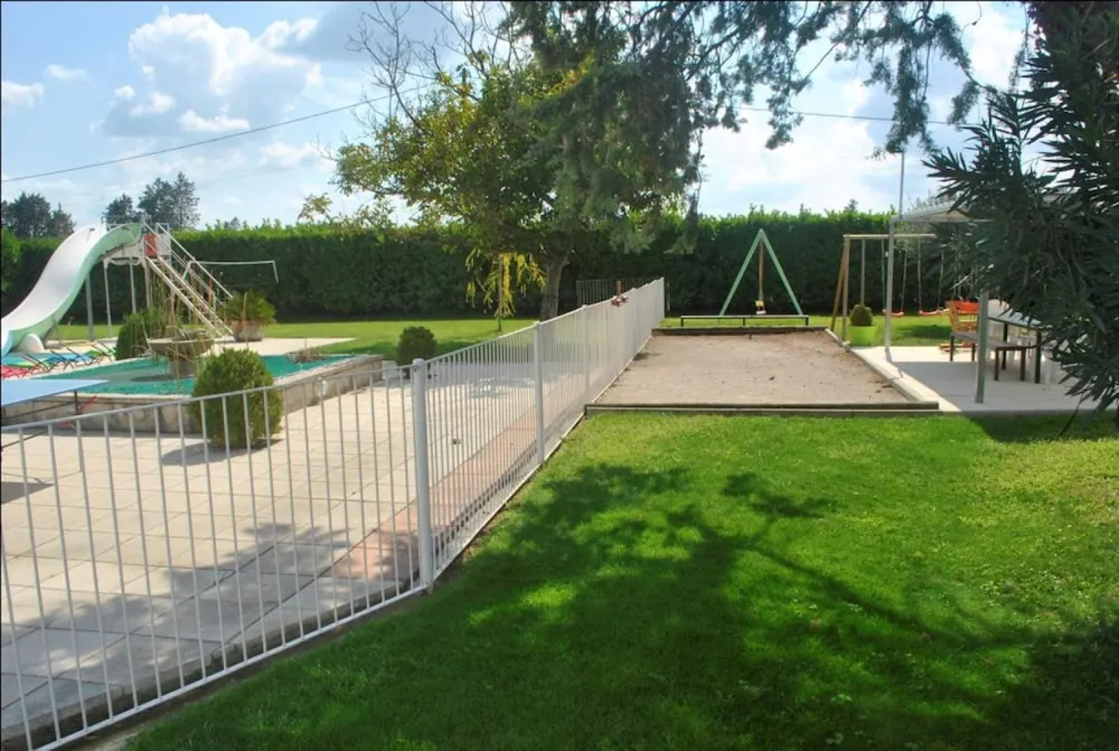 Villa With 6 Bedrooms in Meynes, With Private Pool, Enclosed Garden an