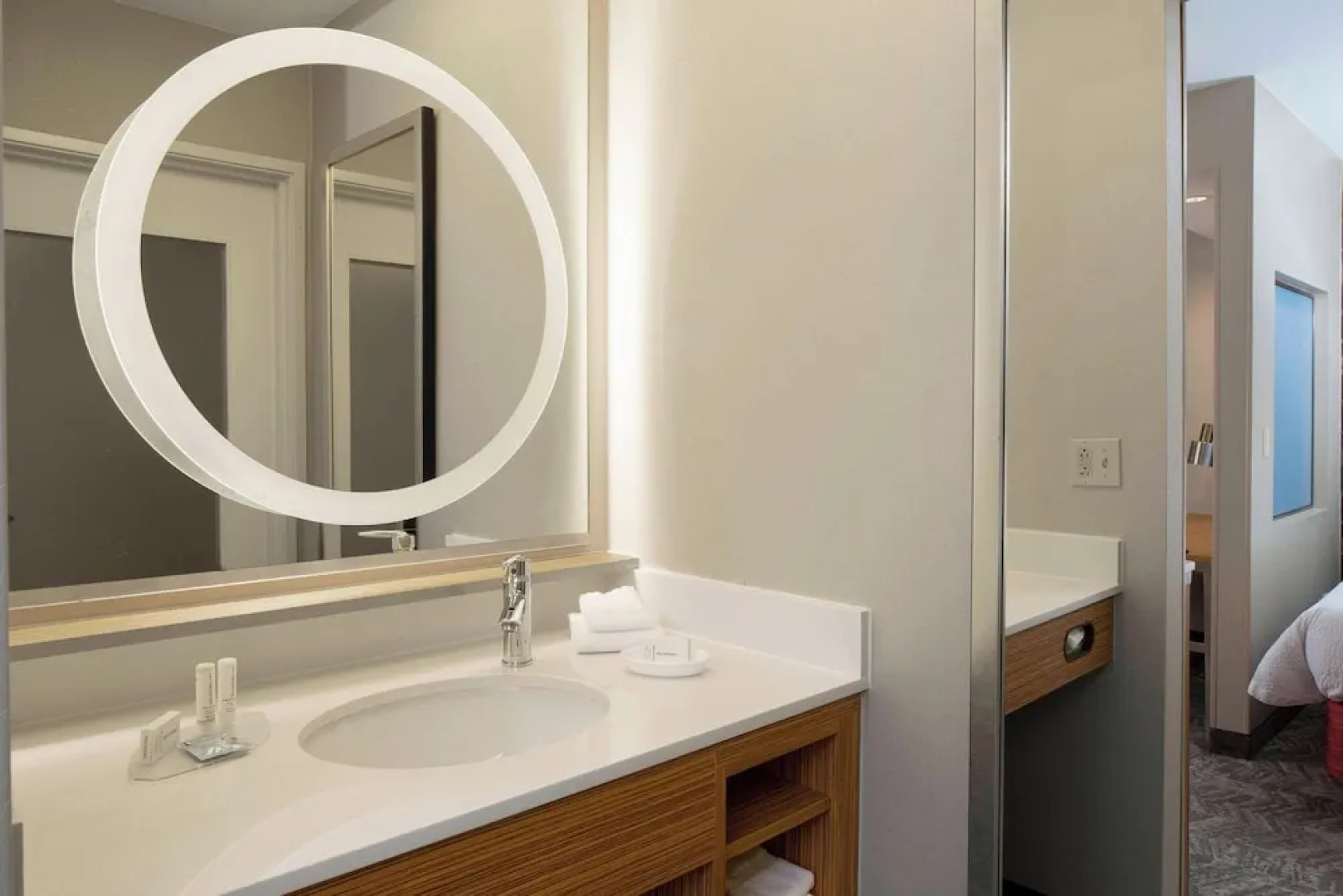 SpringHill Suites St. Louis Airport/Earth City