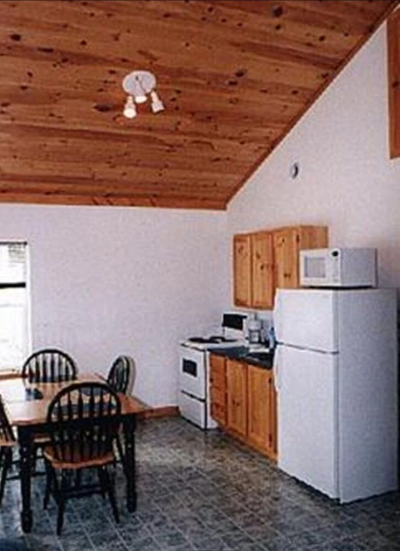 Chisholms of Troy Coastal Cottages